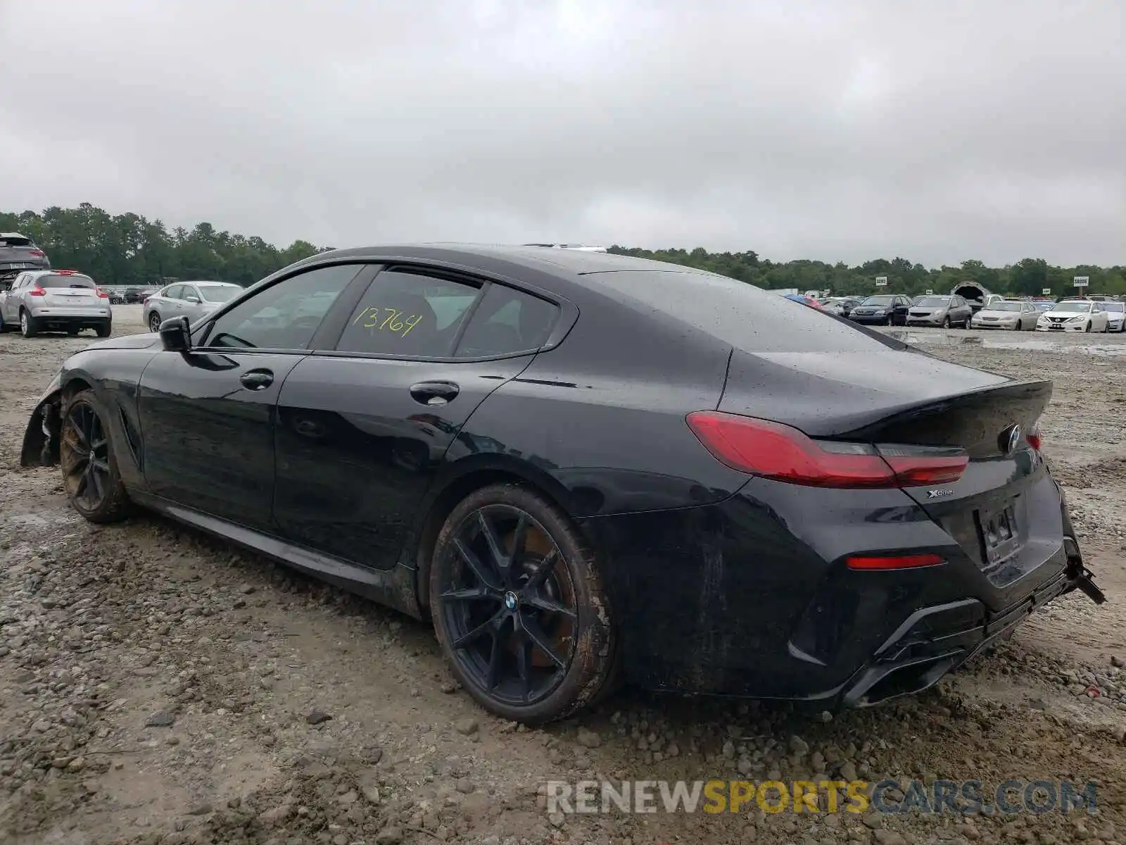 3 Photograph of a damaged car WBAGV8C0XLCE63924 BMW M8 2020