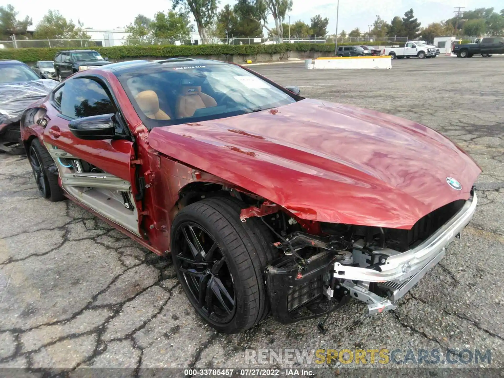 1 Photograph of a damaged car WBSAE0C04LCD95302 BMW M8 2020