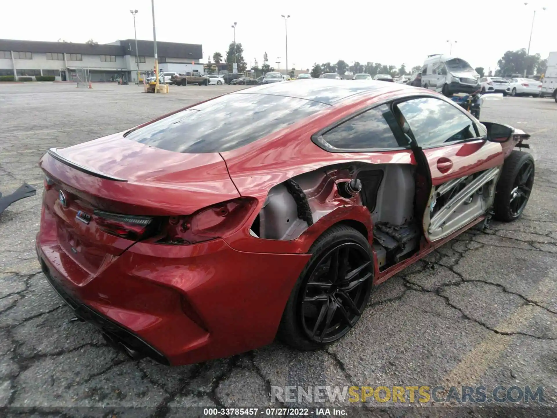 4 Photograph of a damaged car WBSAE0C04LCD95302 BMW M8 2020