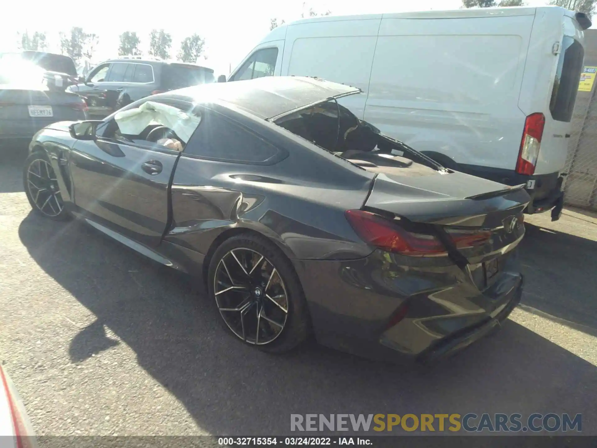 3 Photograph of a damaged car WBSAE0C04LCE12549 BMW M8 2020