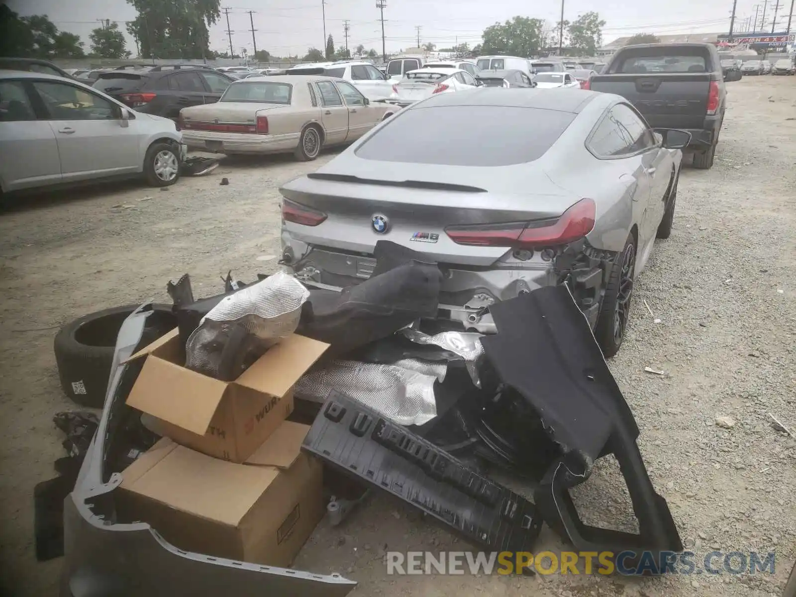 4 Photograph of a damaged car WBSAE0C06LCD59112 BMW M8 2020