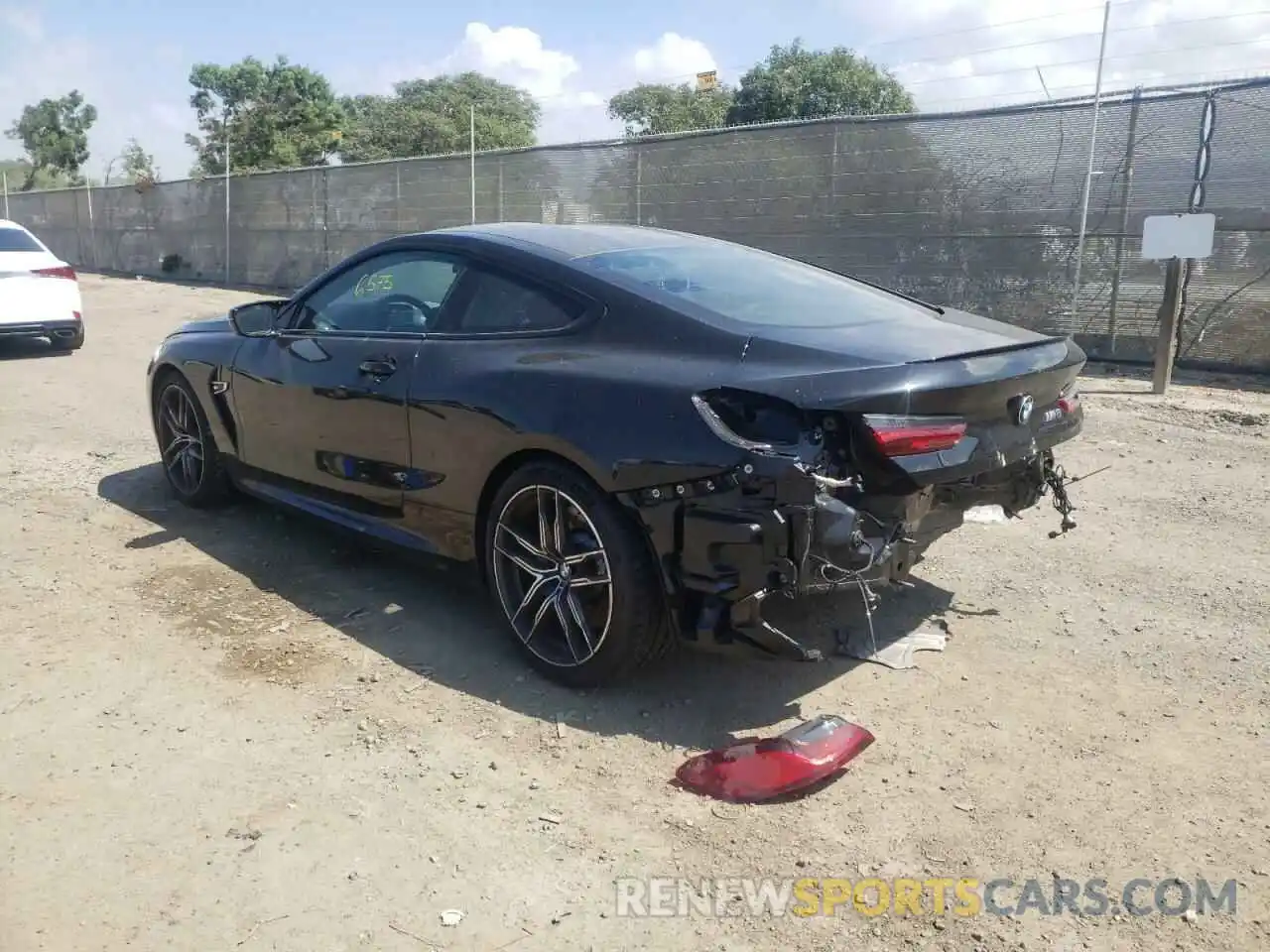 3 Photograph of a damaged car WBSAE0C07LCD67008 BMW M8 2020