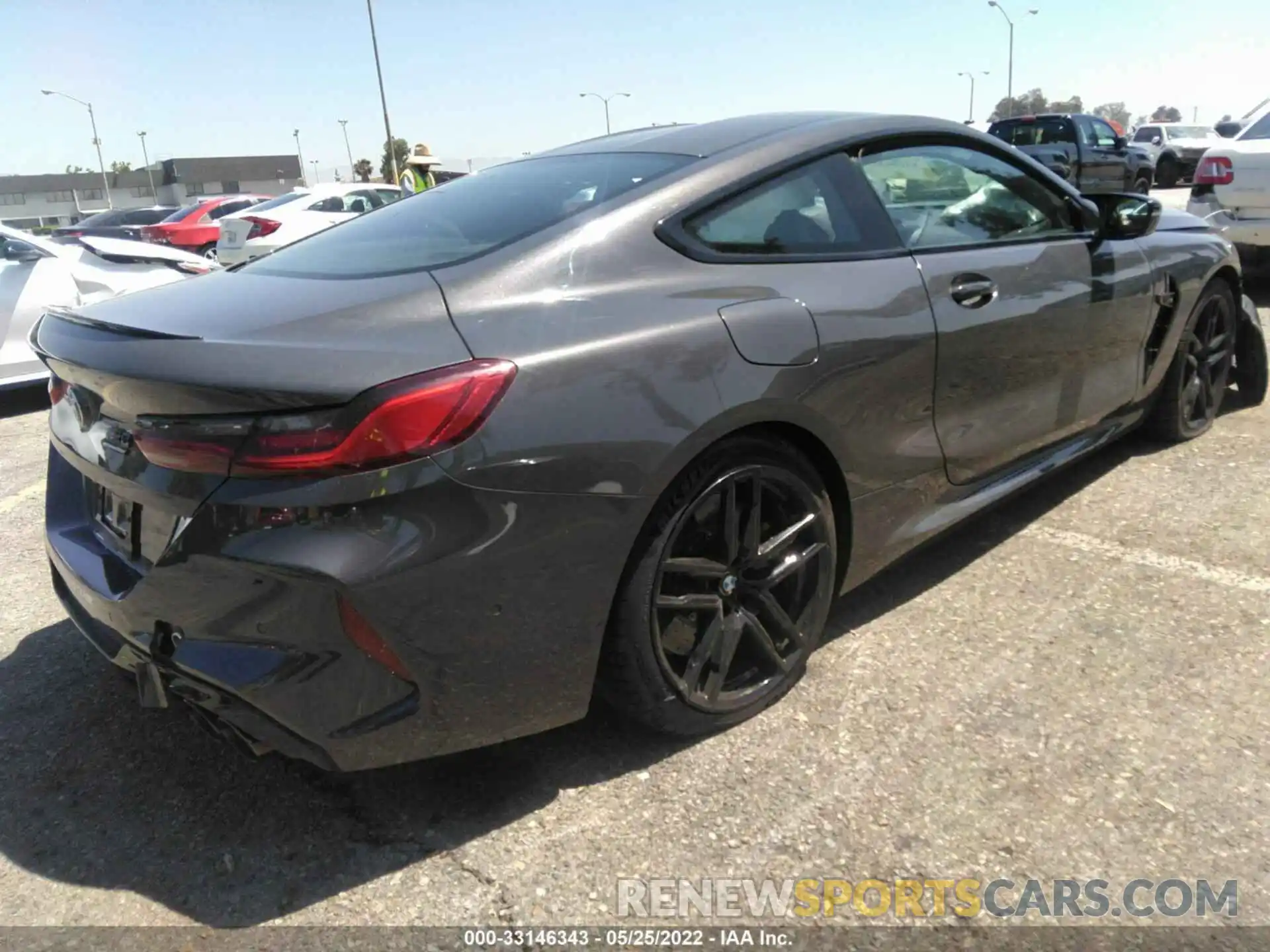 4 Photograph of a damaged car WBSAE0C08LCD95321 BMW M8 2020