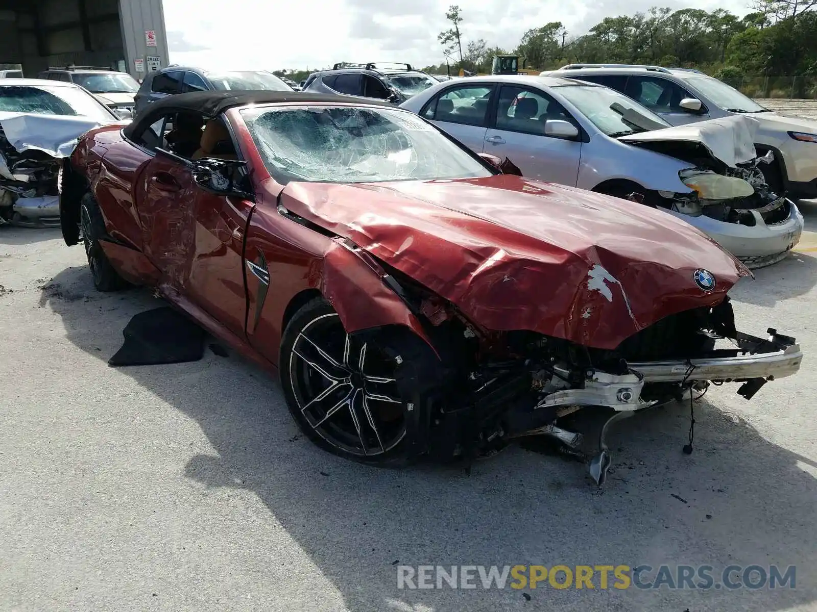 1 Photograph of a damaged car WBSDZ0C01LBM09516 BMW M8 2020