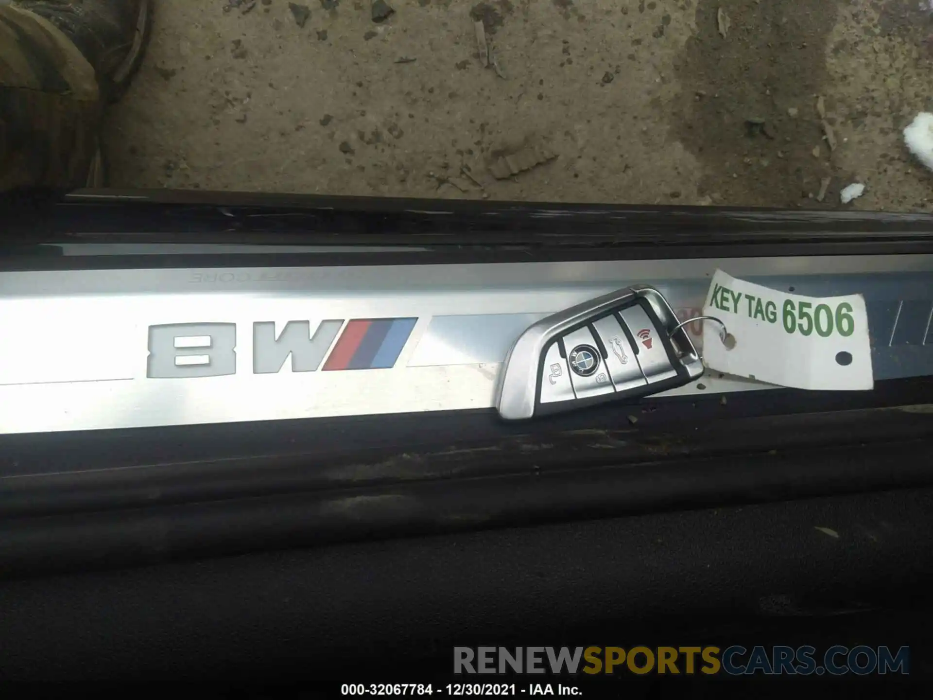 11 Фотография поврежденного автомобиля WBSDZ0C09LCD31287 BMW M8 2020