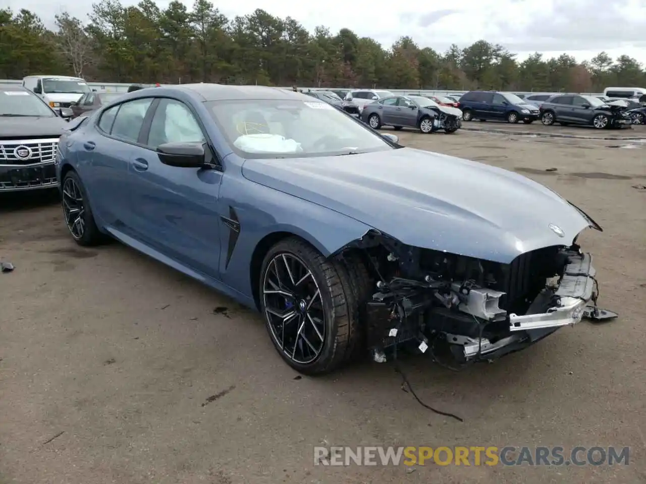 1 Photograph of a damaged car WBSGV0C00LCE19024 BMW M8 2020