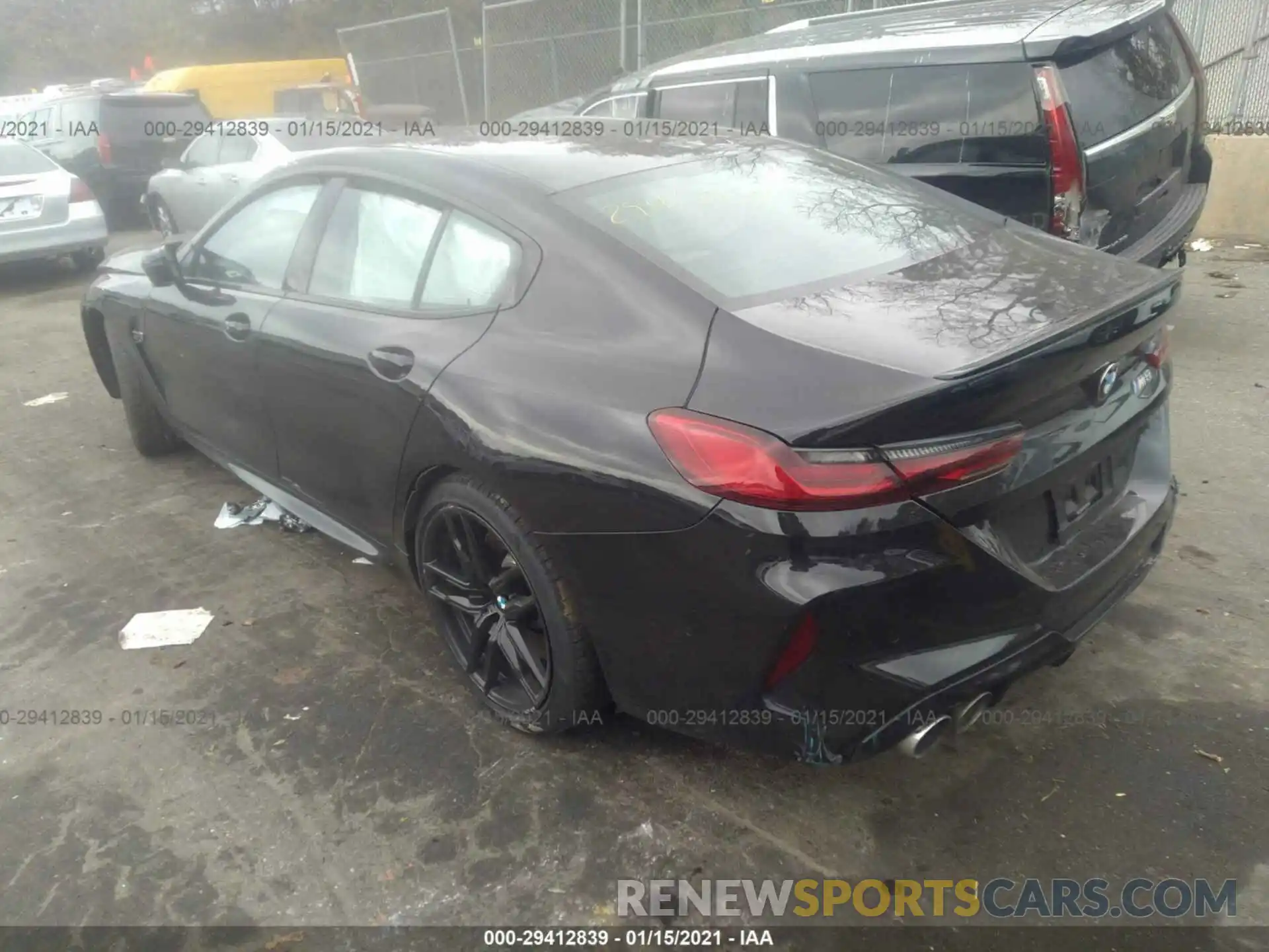 3 Фотография поврежденного автомобиля WBSGV0C01LCD81058 BMW M8 2020