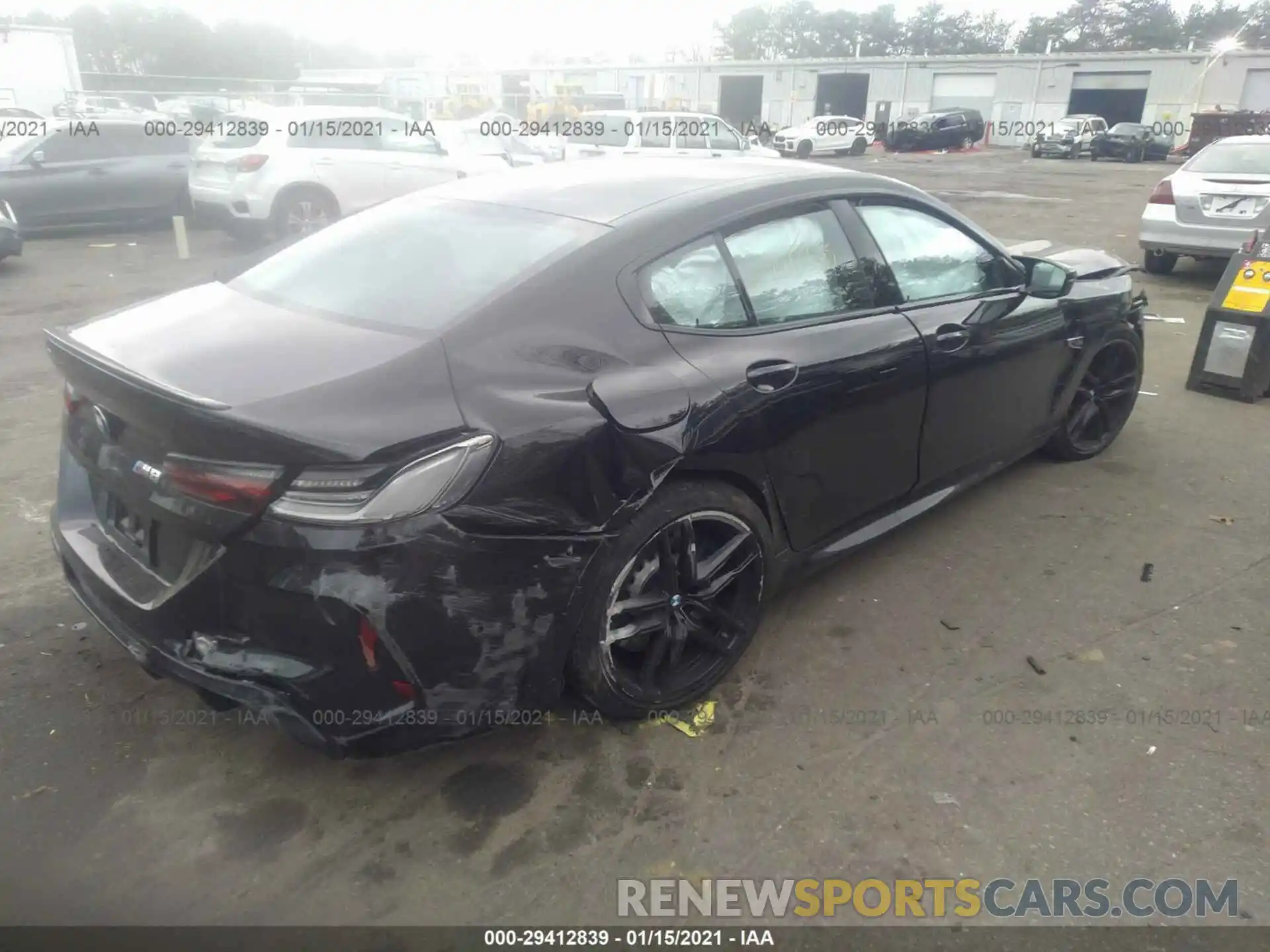 4 Photograph of a damaged car WBSGV0C01LCD81058 BMW M8 2020