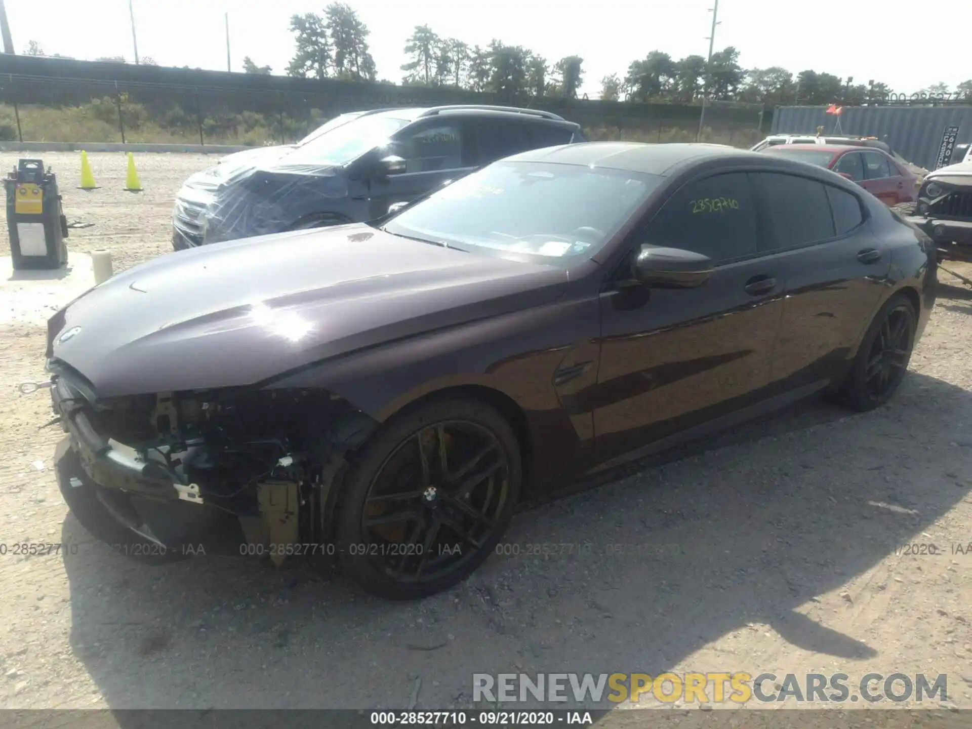 2 Photograph of a damaged car WBSGV0C02LCE54339 BMW M8 2020