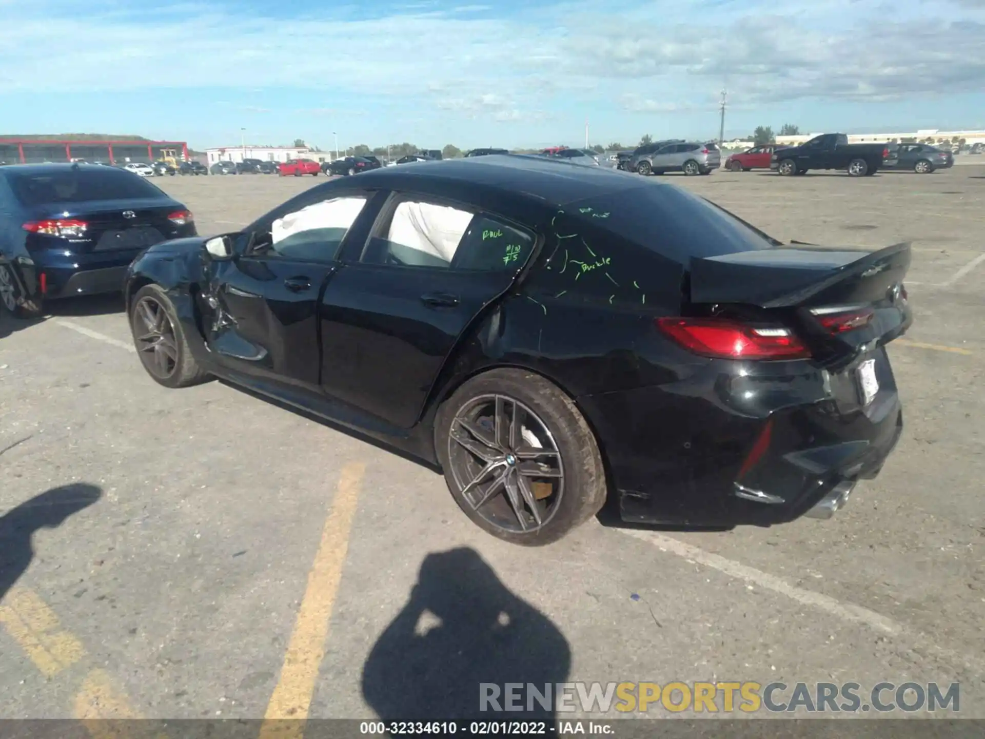 3 Photograph of a damaged car WBSGV0C03LCD73477 BMW M8 2020