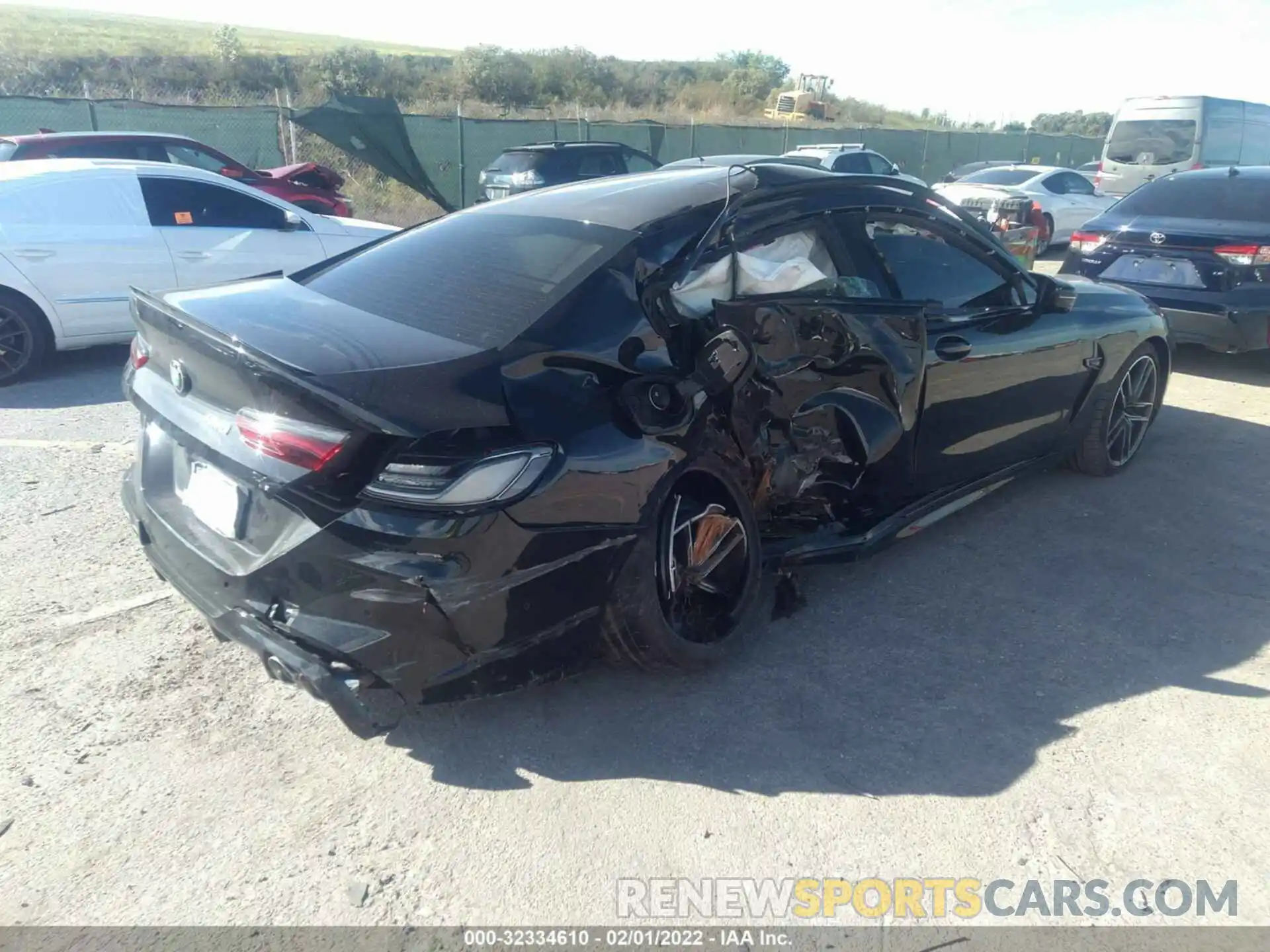 4 Photograph of a damaged car WBSGV0C03LCD73477 BMW M8 2020