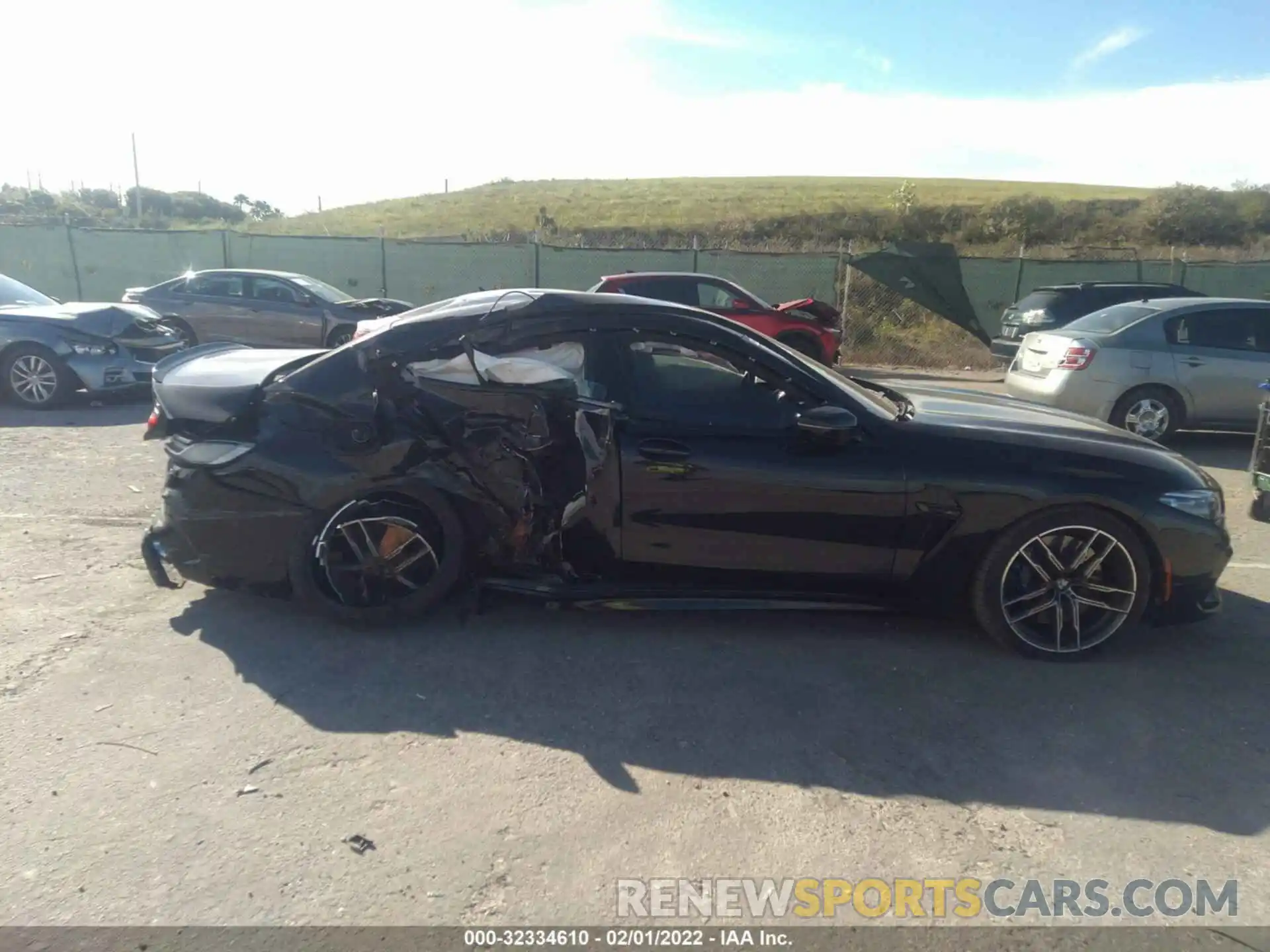 6 Photograph of a damaged car WBSGV0C03LCD73477 BMW M8 2020