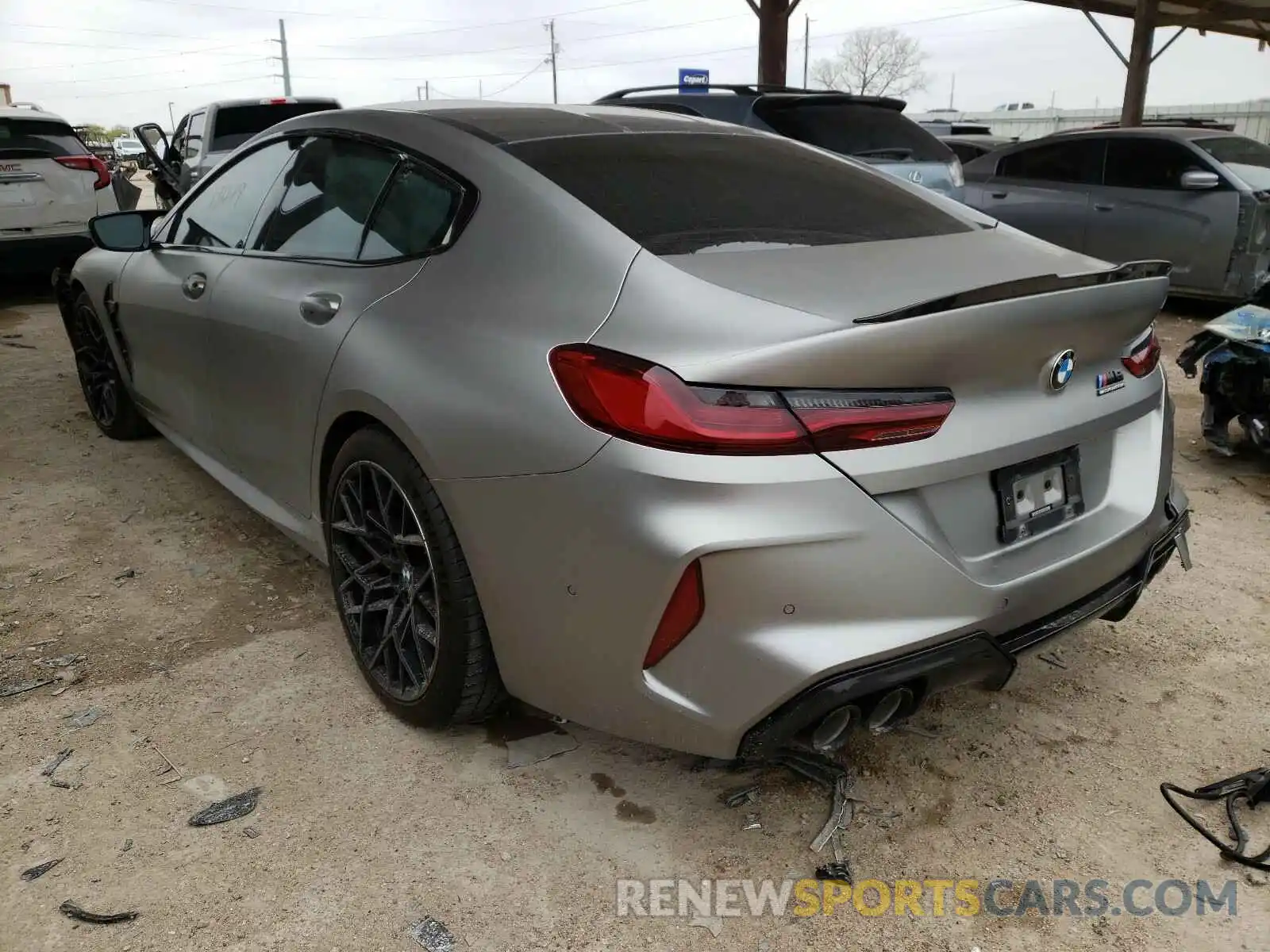 3 Photograph of a damaged car WBSGV0C03LCE26355 BMW M8 2020