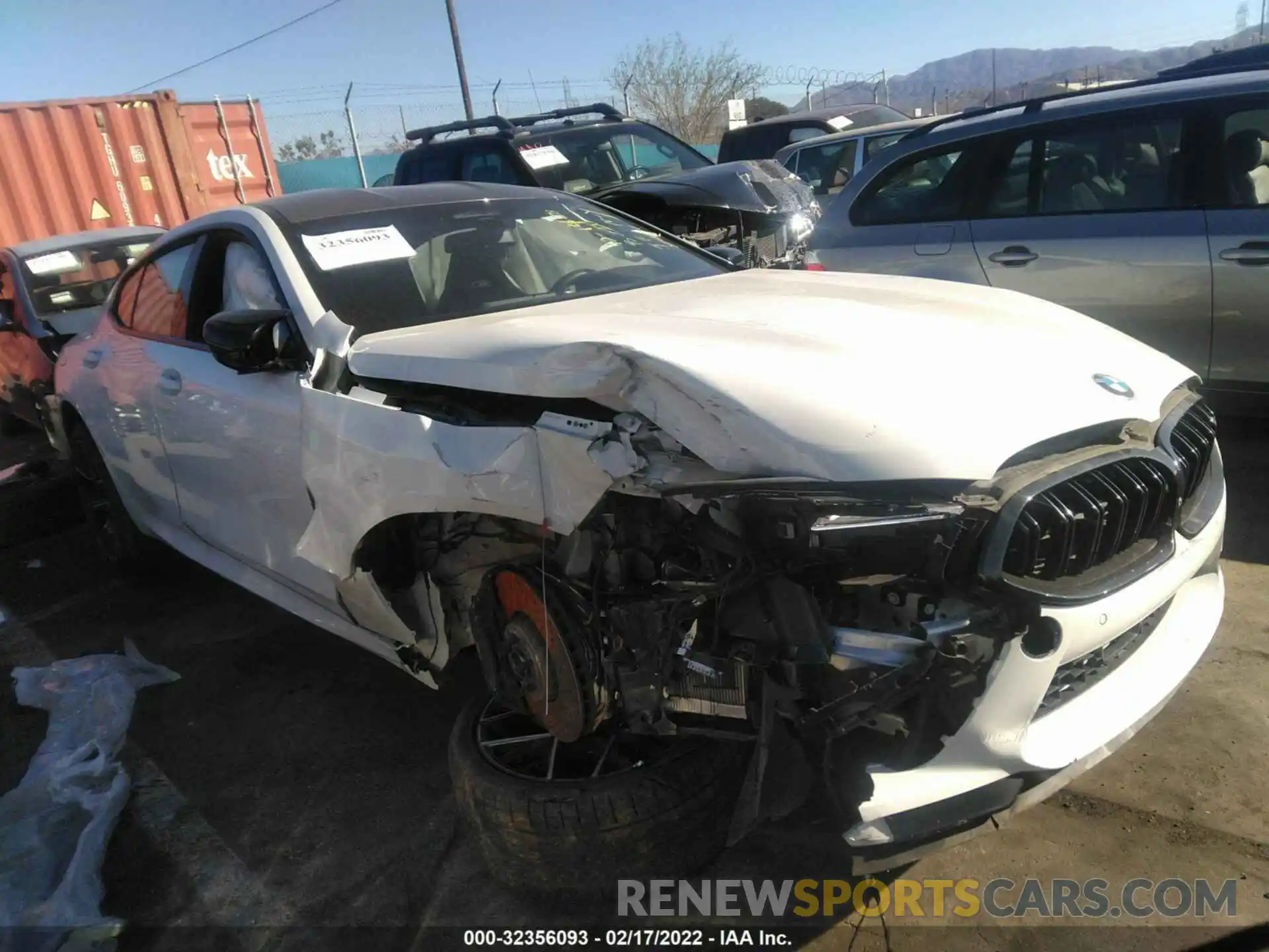 1 Photograph of a damaged car WBSGV0C07LCD38232 BMW M8 2020