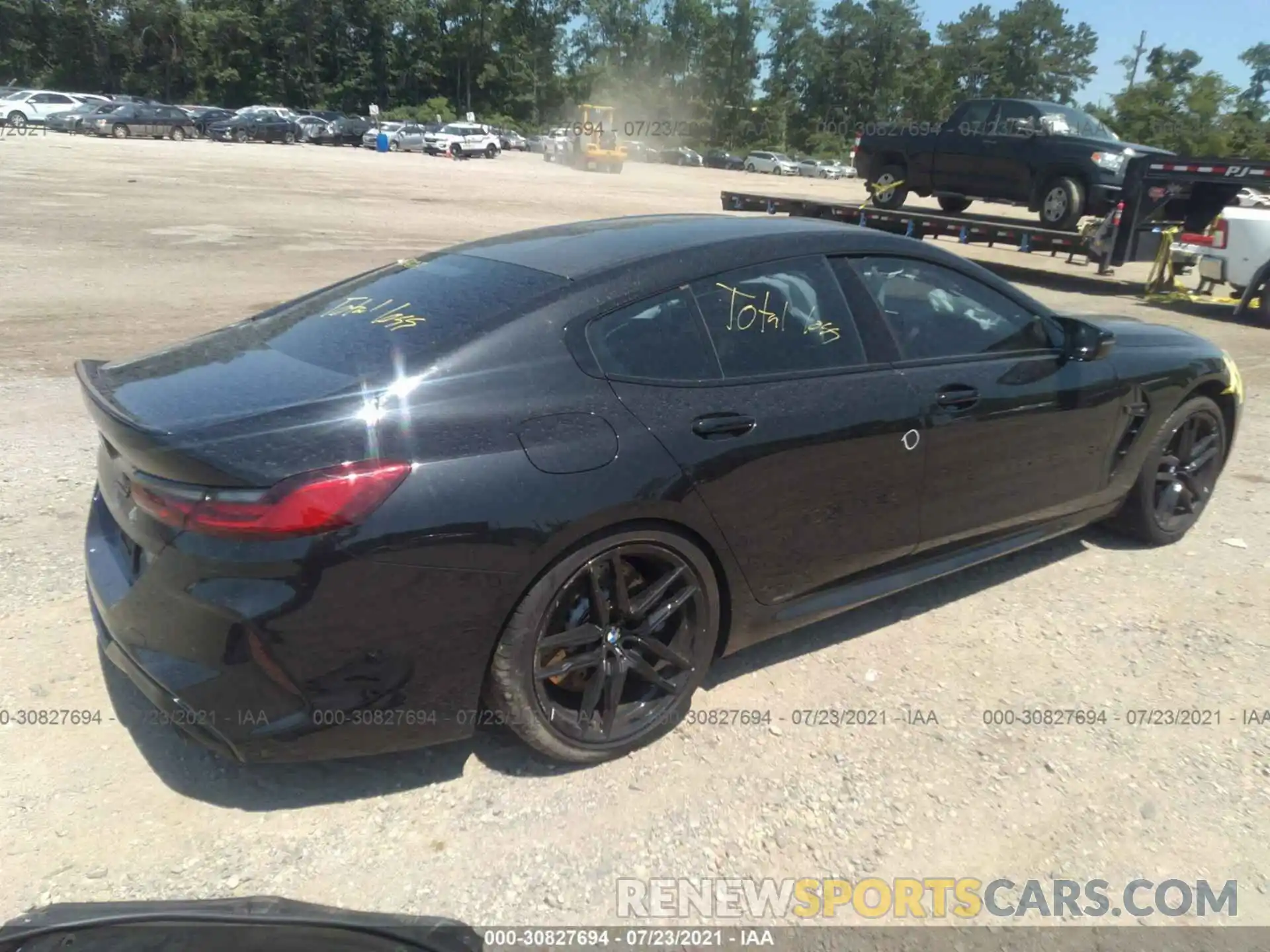 4 Photograph of a damaged car WBSGV0C07LCE47855 BMW M8 2020