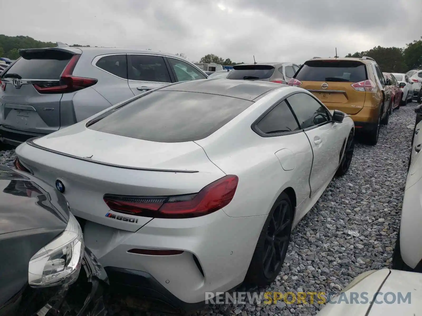 4 Photograph of a damaged car WBABC4C05MCF85746 BMW M8 2021