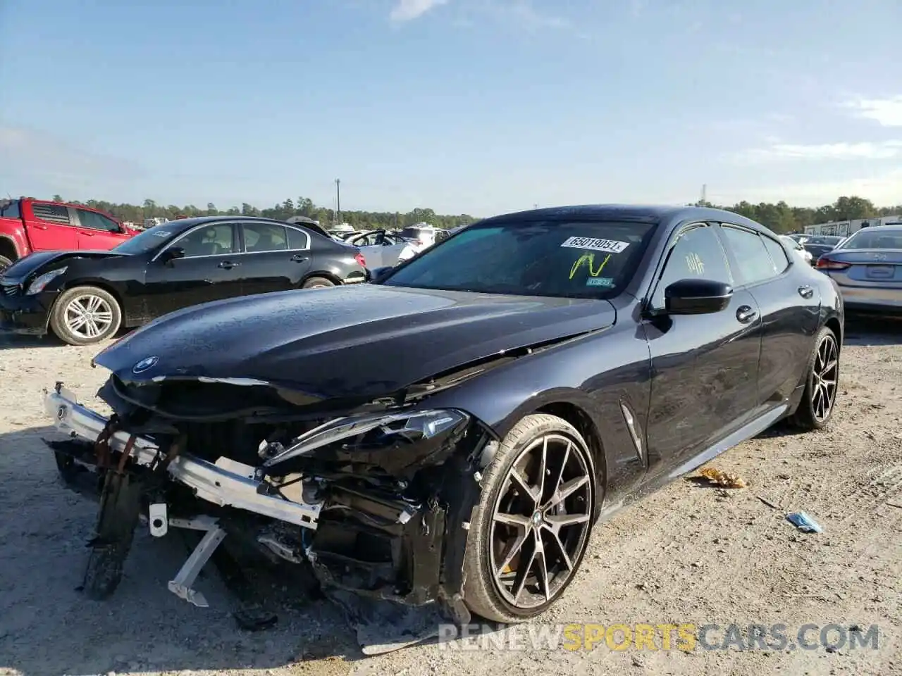 2 Photograph of a damaged car WBAGV8C05MCF60501 BMW M8 2021