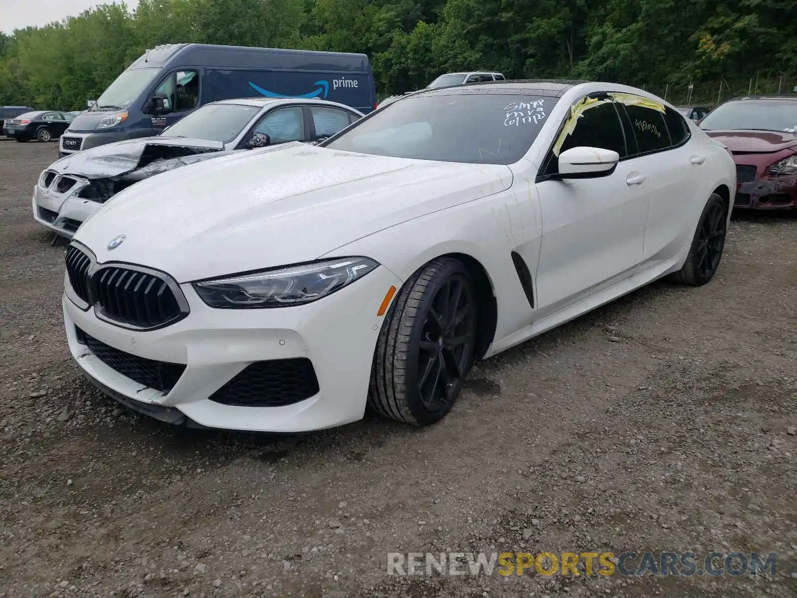 2 Photograph of a damaged car WBAGV8C05MCG00303 BMW M8 2021