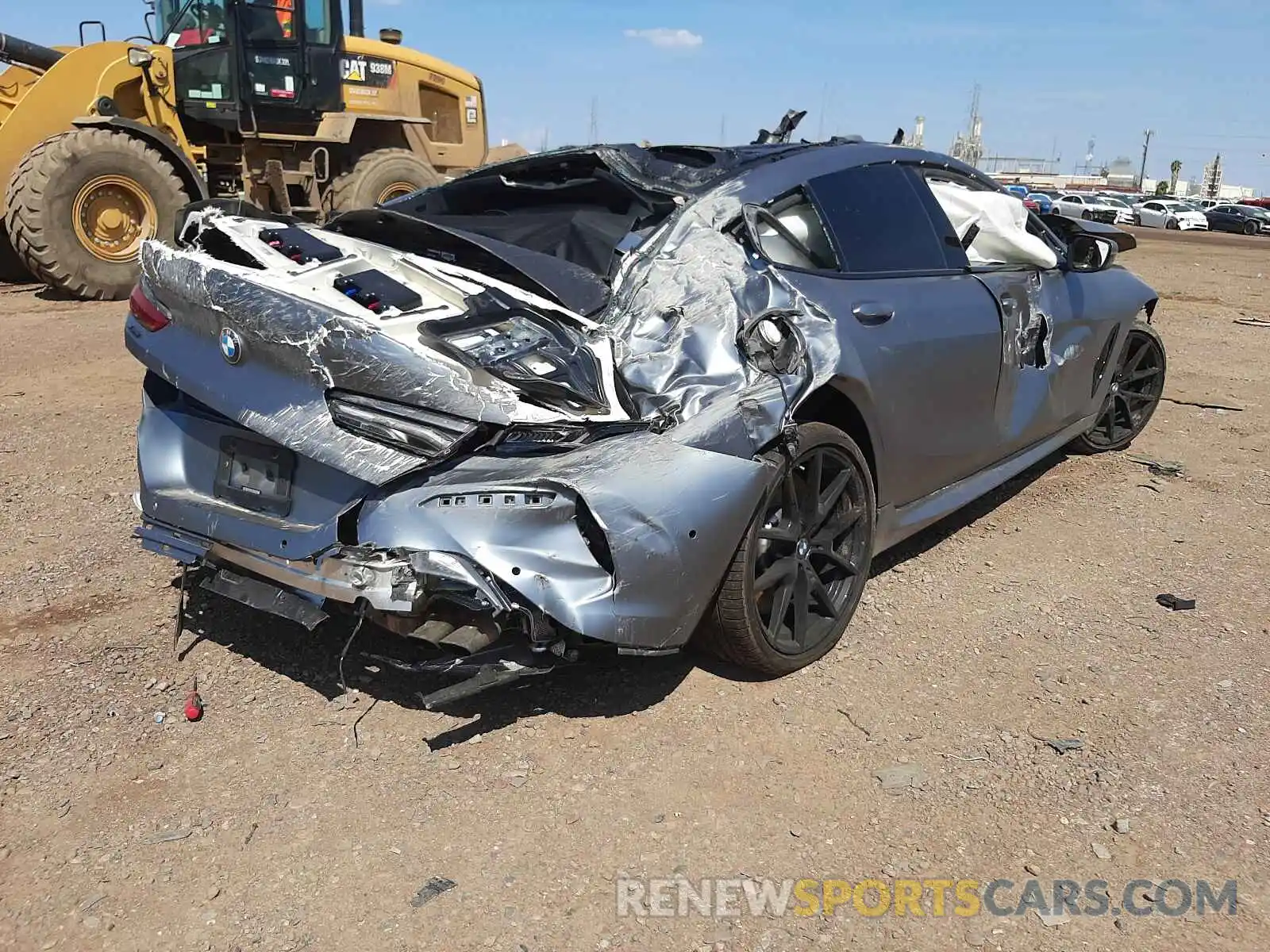 4 Photograph of a damaged car WBAGV8C06MCF72480 BMW M8 2021