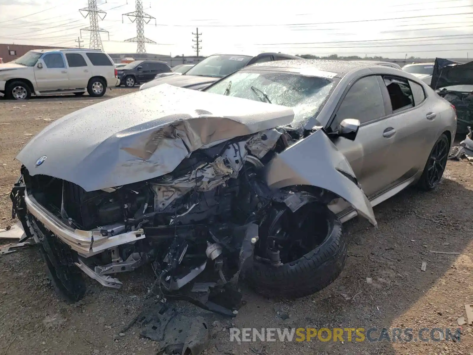 2 Photograph of a damaged car WBAGV8C08MCF72450 BMW M8 2021