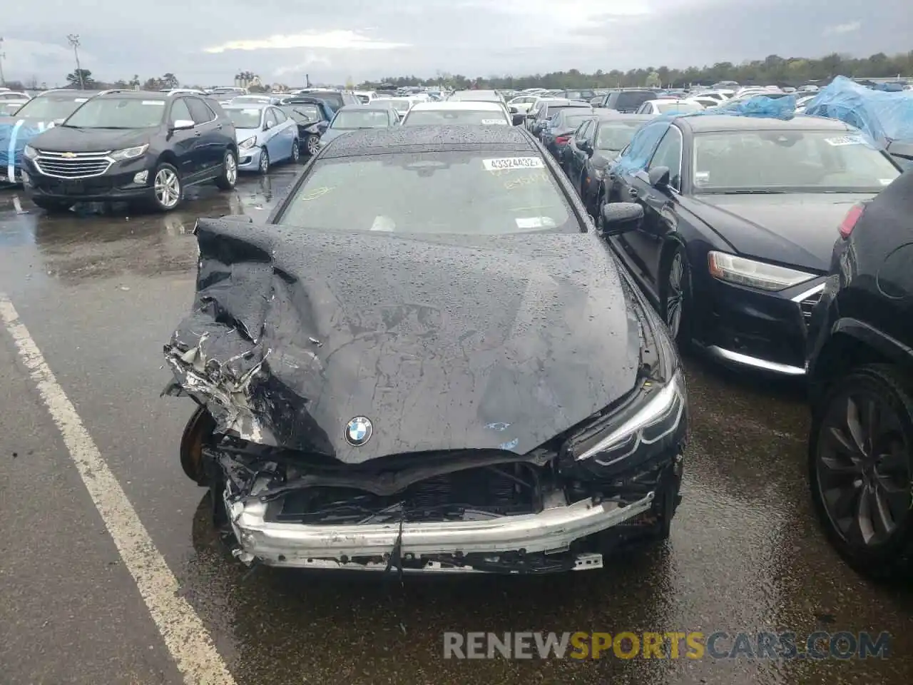 7 Photograph of a damaged car WBAGV8C09MCE95118 BMW M8 2021