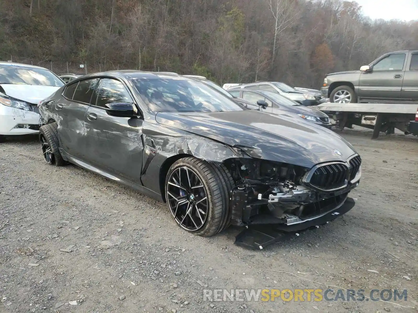 1 Photograph of a damaged car WBSGV0C00MCF03457 BMW M8 2021