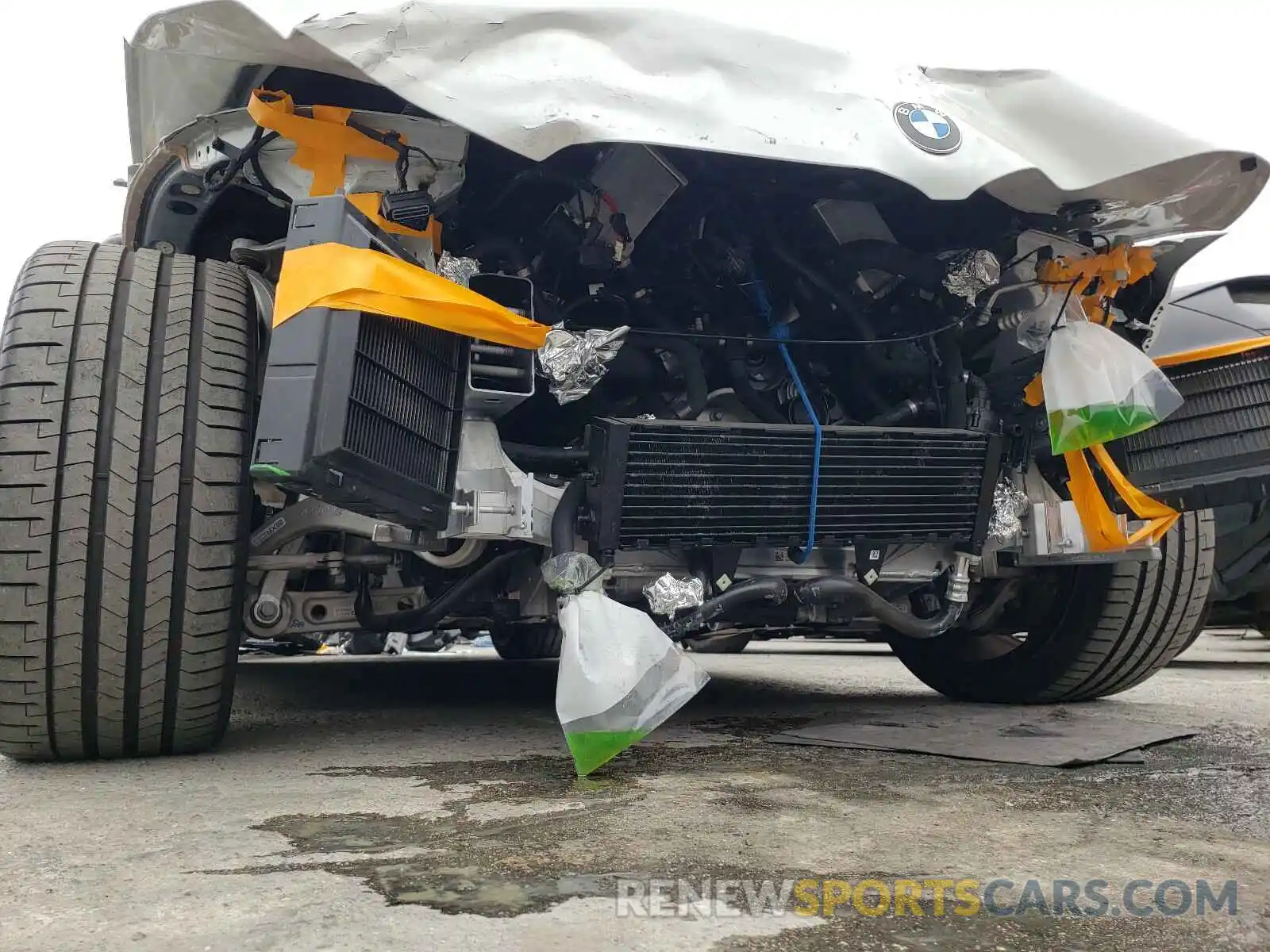 9 Фотография поврежденного автомобиля WBSGV0C00MCF60483 BMW M8 2021