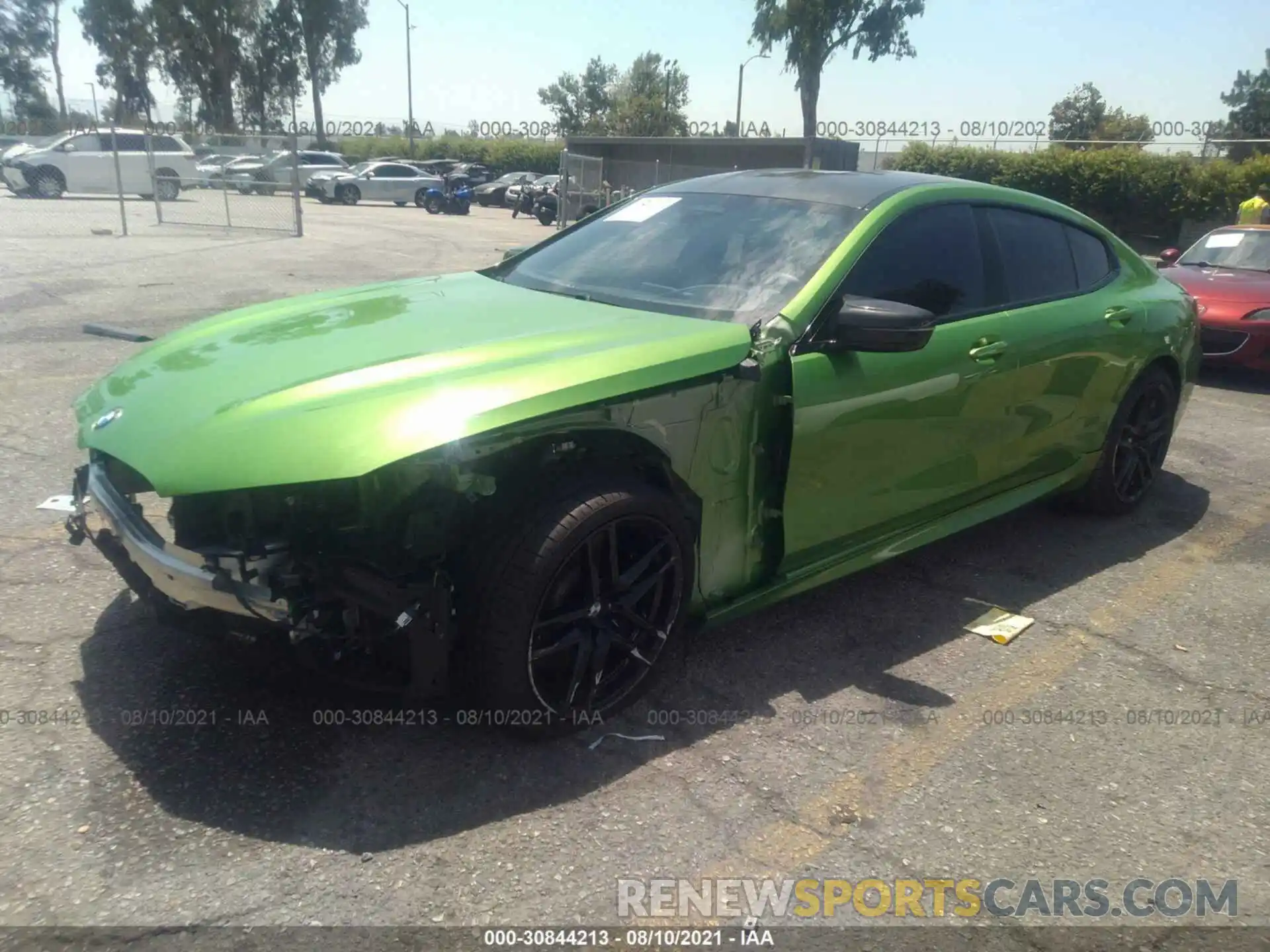 2 Photograph of a damaged car WBSGV0C00MCF72455 BMW M8 2021