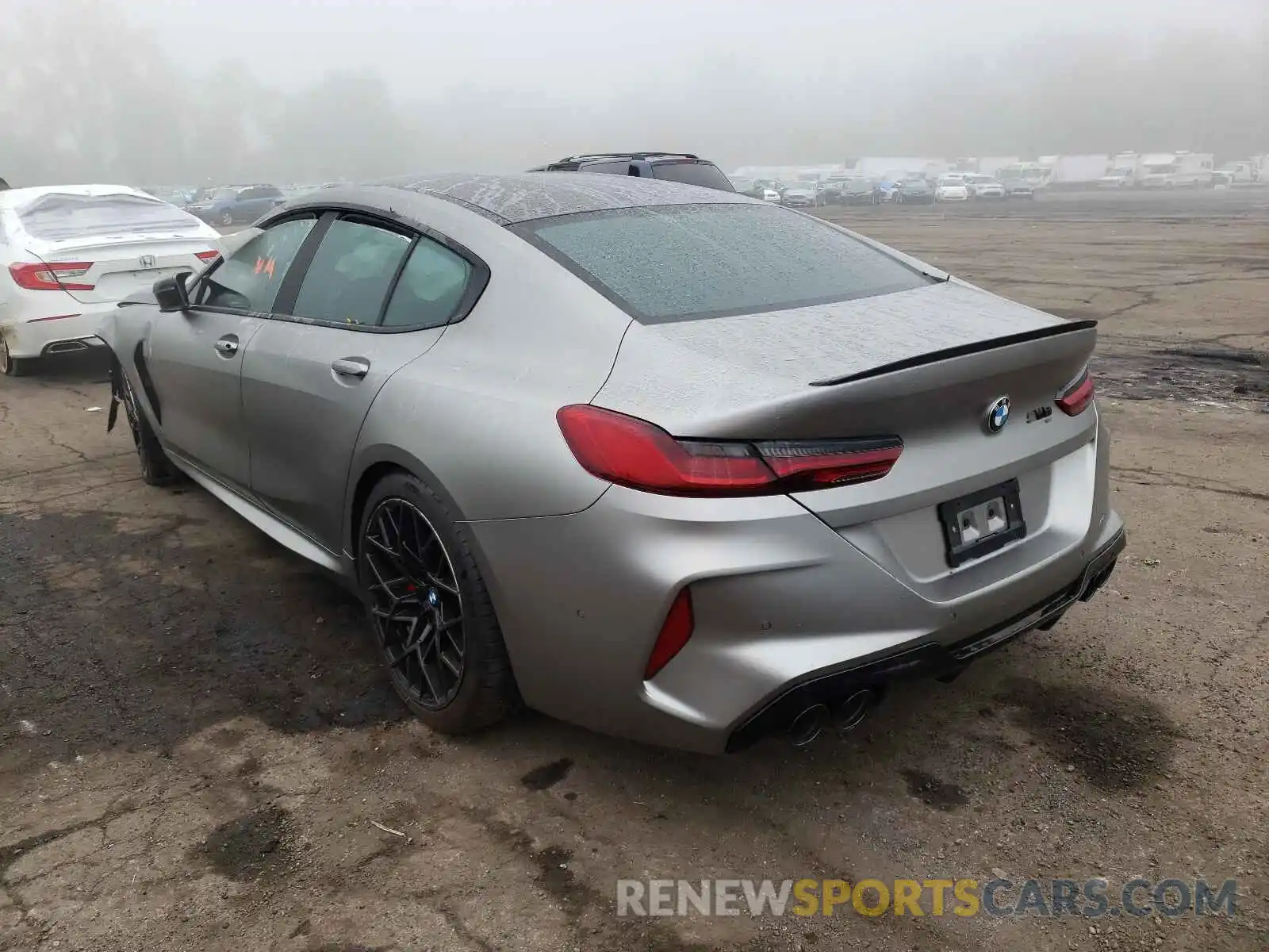 3 Photograph of a damaged car WBSGV0C00MCG06443 BMW M8 2021