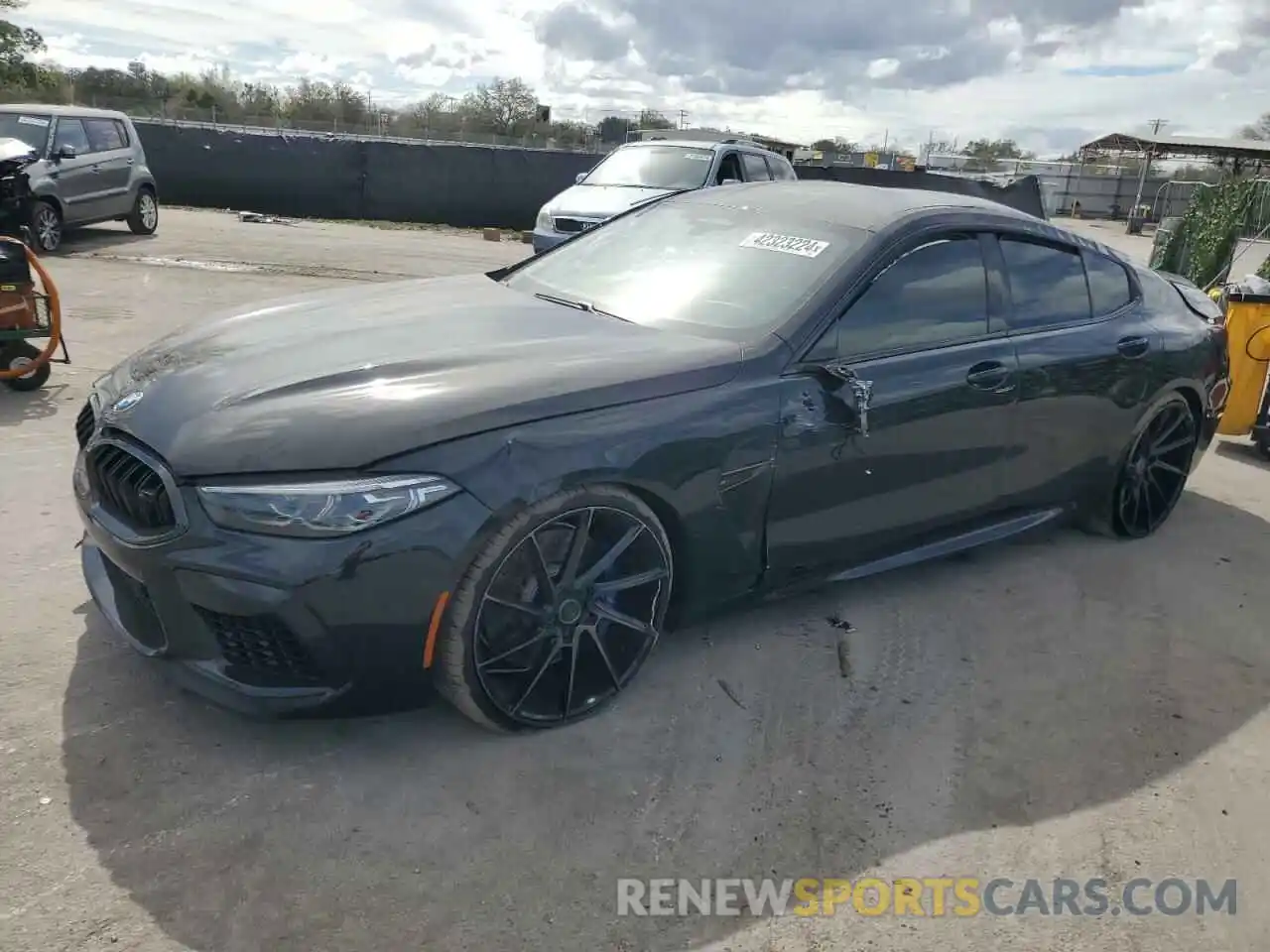 1 Photograph of a damaged car WBSGV0C06MCG43660 BMW M8 2021