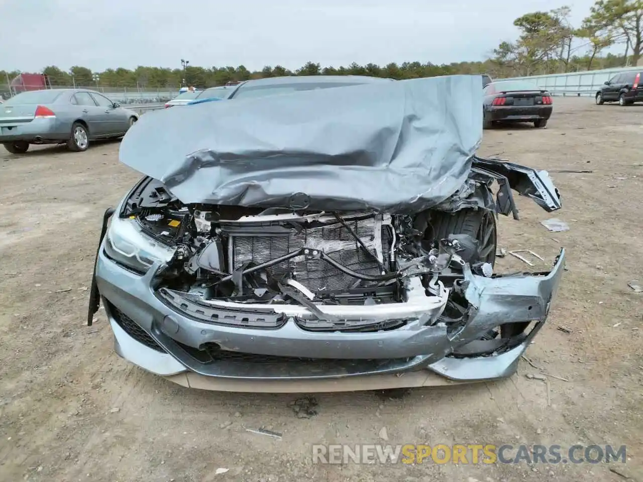 9 Photograph of a damaged car WBABC4C02NCK08743 BMW M8 2022