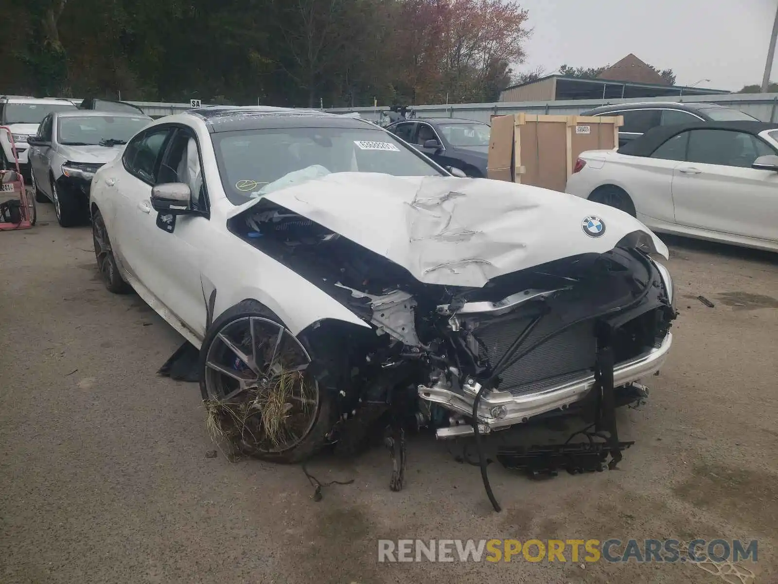 1 Photograph of a damaged car WBAGV8C05NCH67679 BMW M8 2022