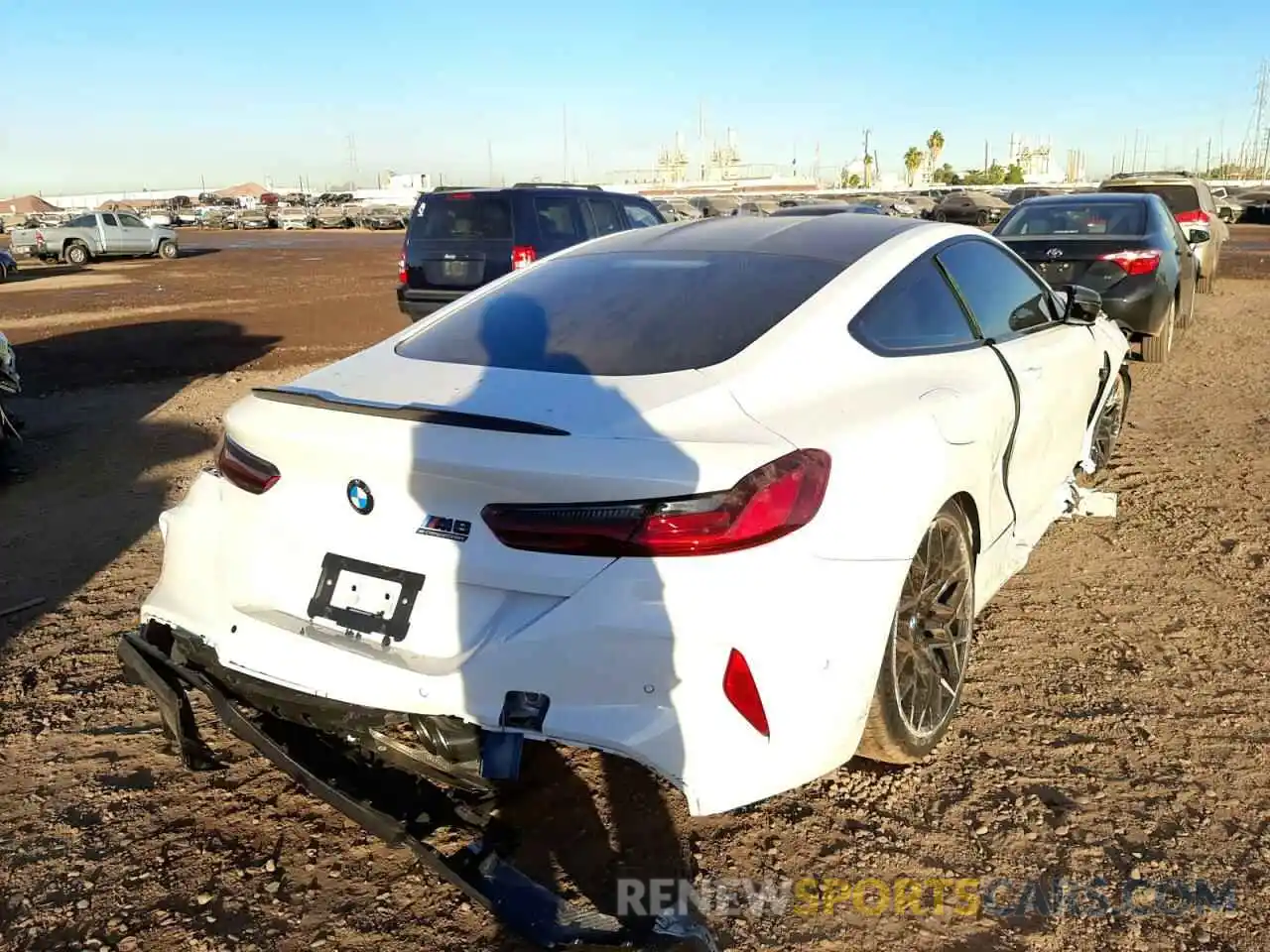 4 Photograph of a damaged car WBSAE0C02NCH14215 BMW M8 2022