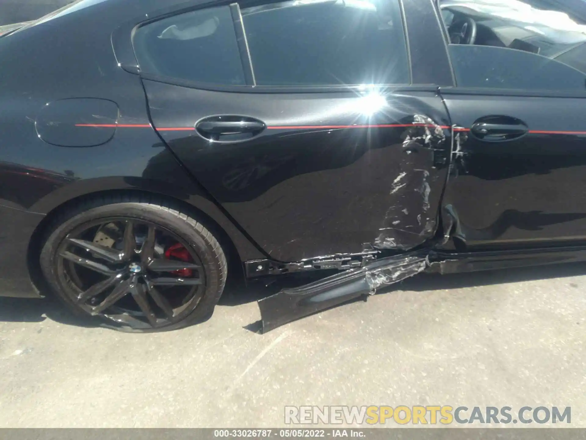 6 Photograph of a damaged car WBSGV0C02NCH03838 BMW M8 2022