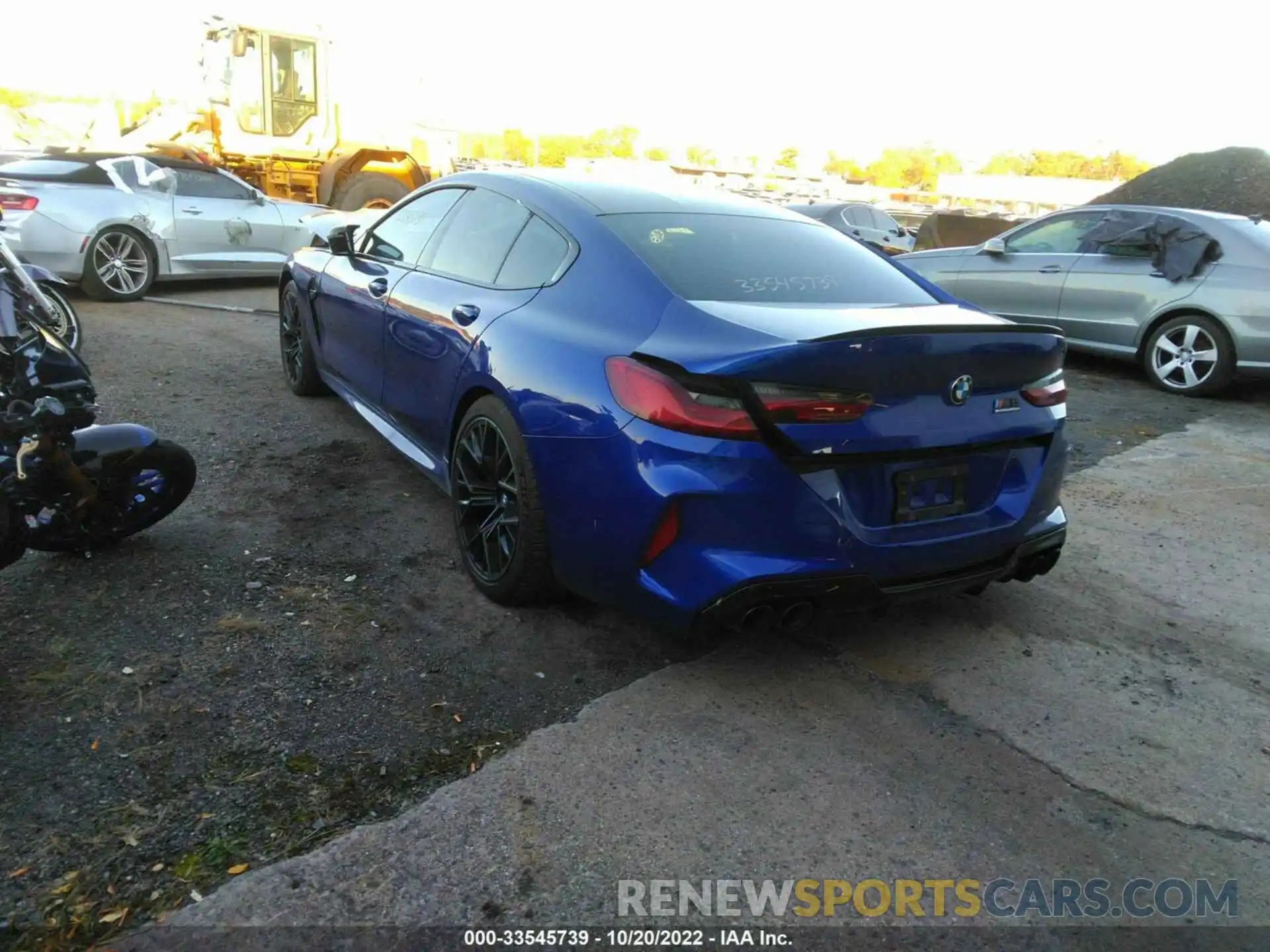 3 Photograph of a damaged car WBSGV0C07NCH71584 BMW M8 2022