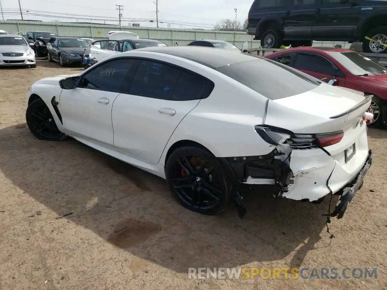 3 Photograph of a damaged car WBSGV0C08NCG90447 BMW M8 2022