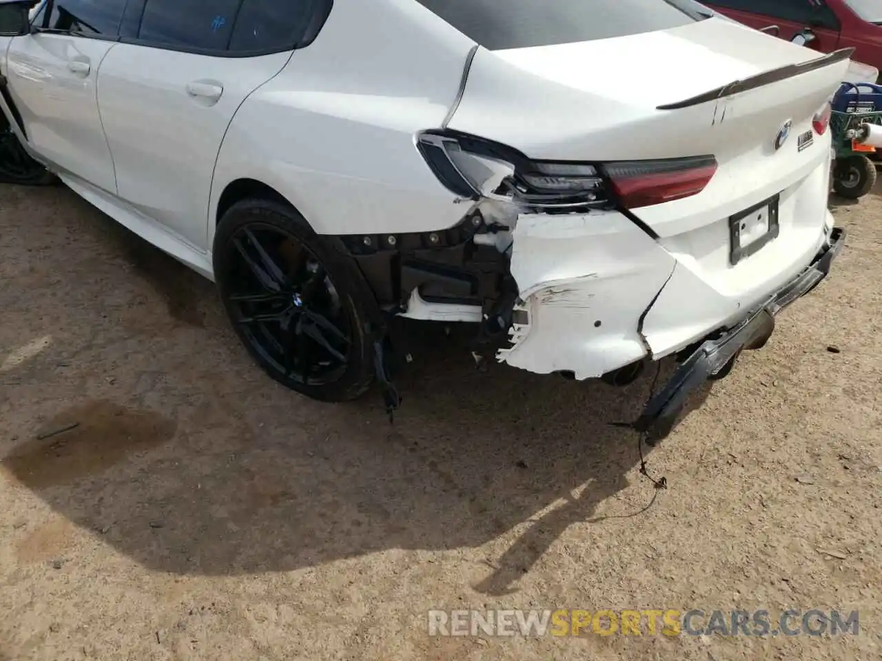 9 Photograph of a damaged car WBSGV0C08NCG90447 BMW M8 2022