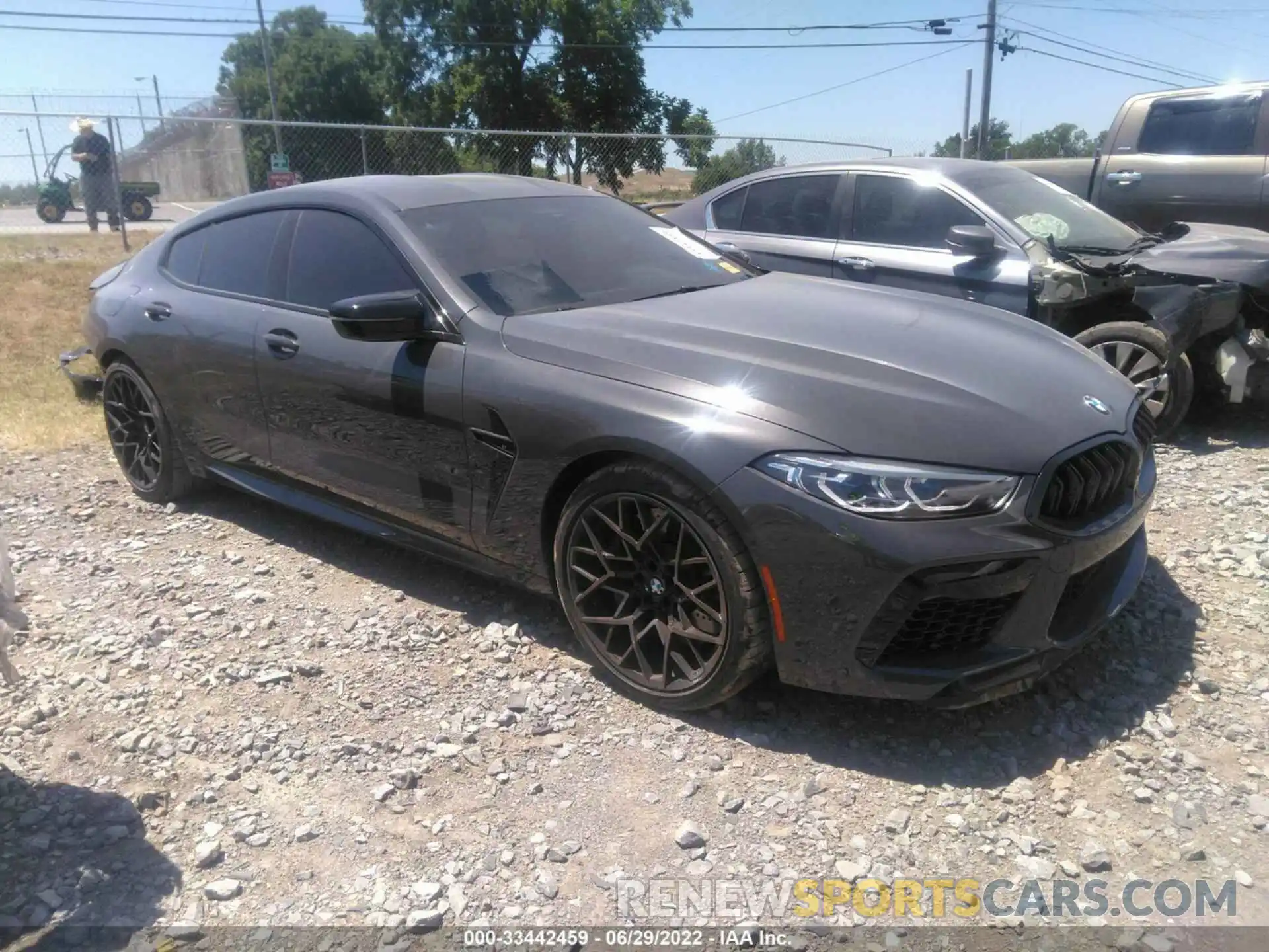 1 Photograph of a damaged car WBSGV0C09NCH24976 BMW M8 2022