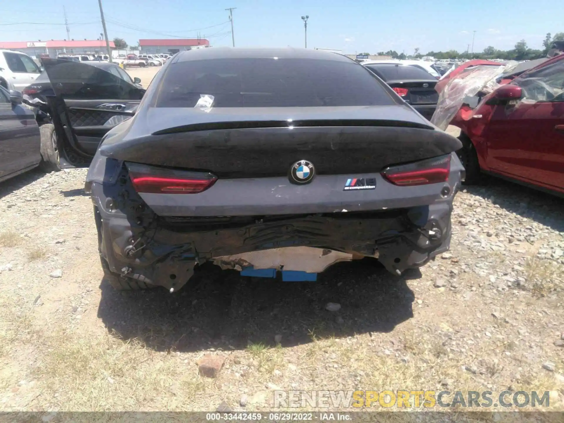 6 Photograph of a damaged car WBSGV0C09NCH24976 BMW M8 2022