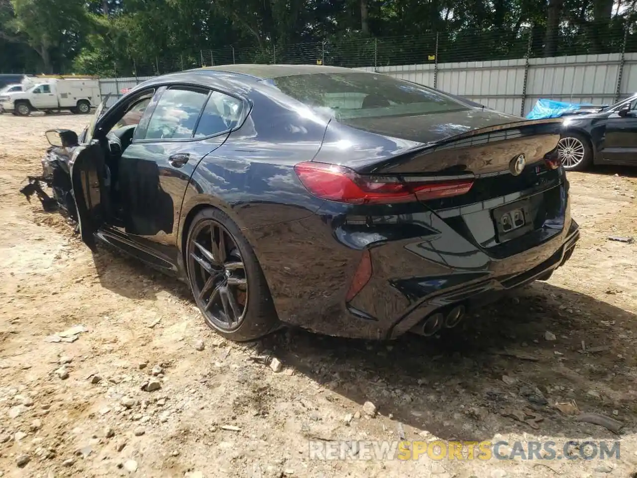 3 Photograph of a damaged car WBSGV0C0XNCH05532 BMW M8 2022