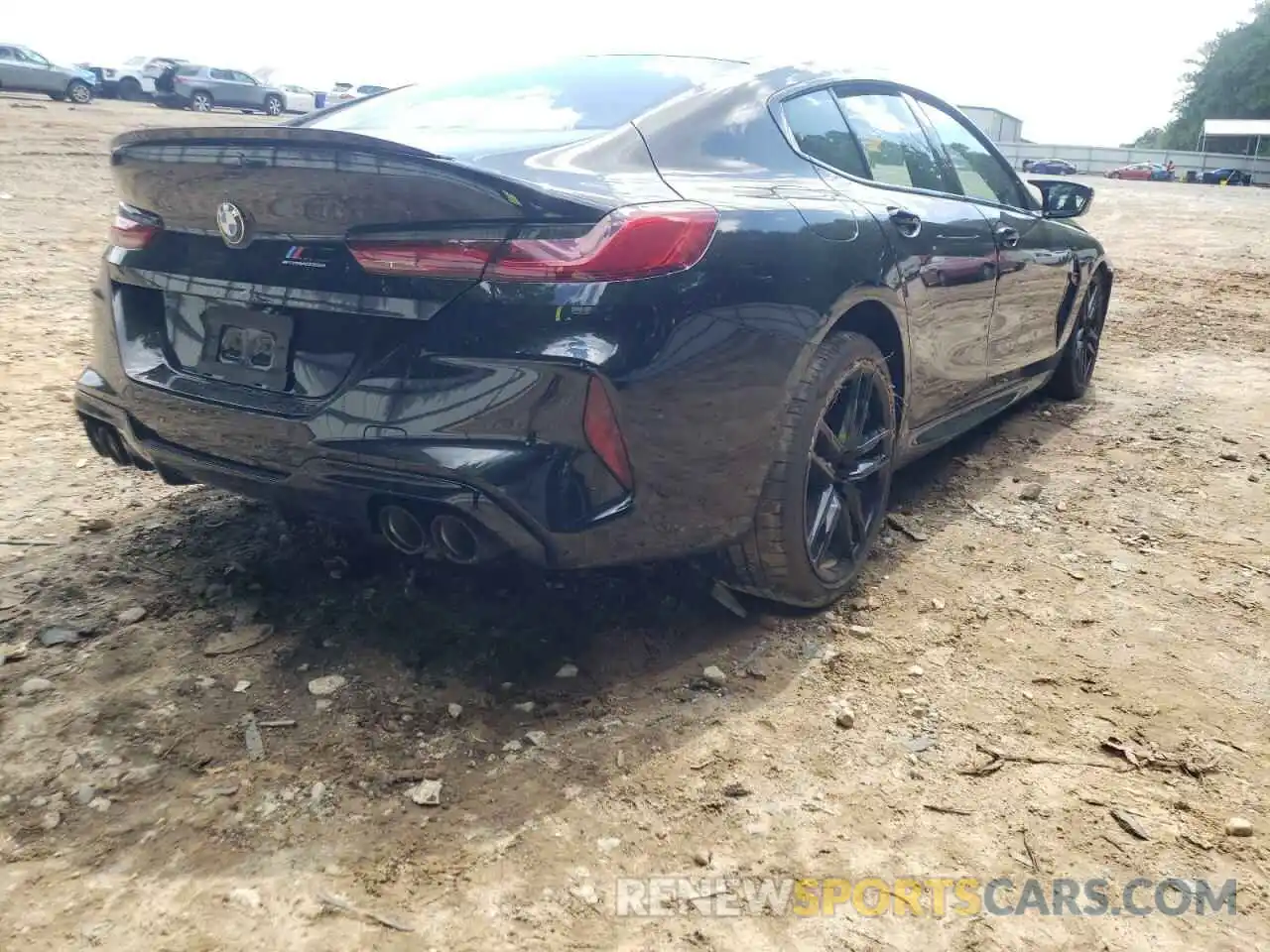 4 Photograph of a damaged car WBSGV0C0XNCH05532 BMW M8 2022