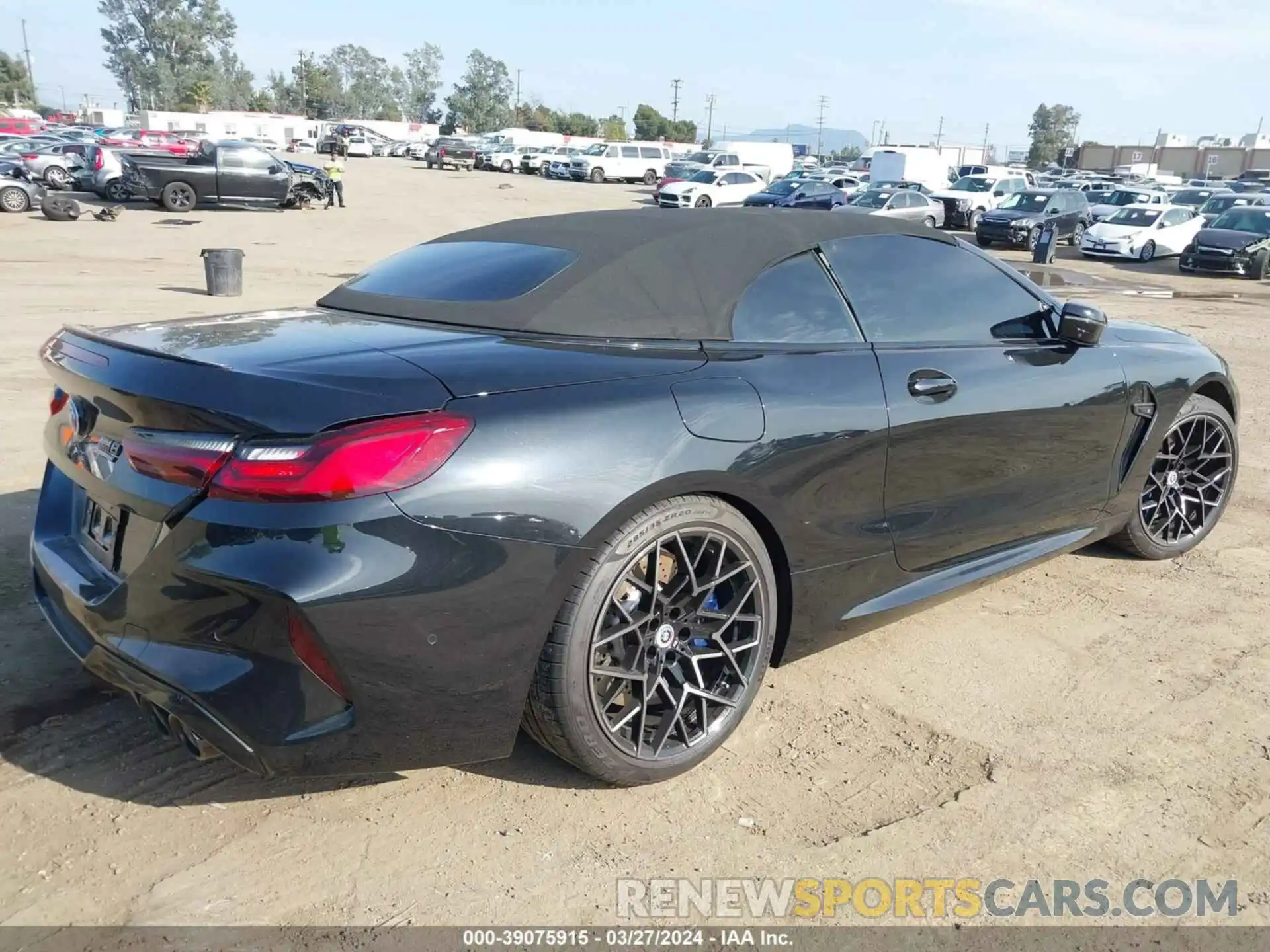 4 Photograph of a damaged car WBSDZ0C09PCM50556 BMW M8 CABRIOLET 2023