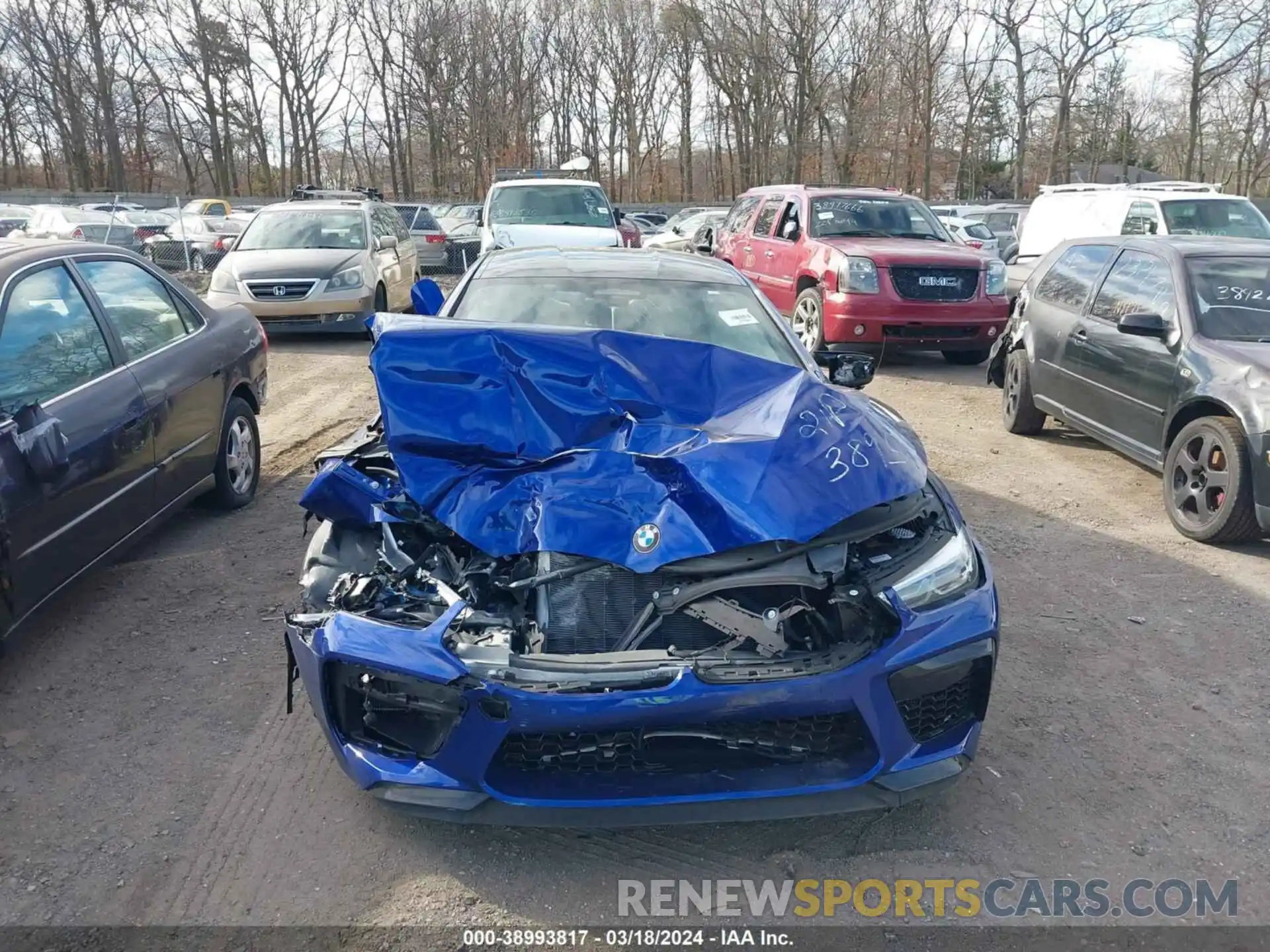 11 Photograph of a damaged car WBSGV0C00NCH01893 BMW M8 GRAN COUPE 2022