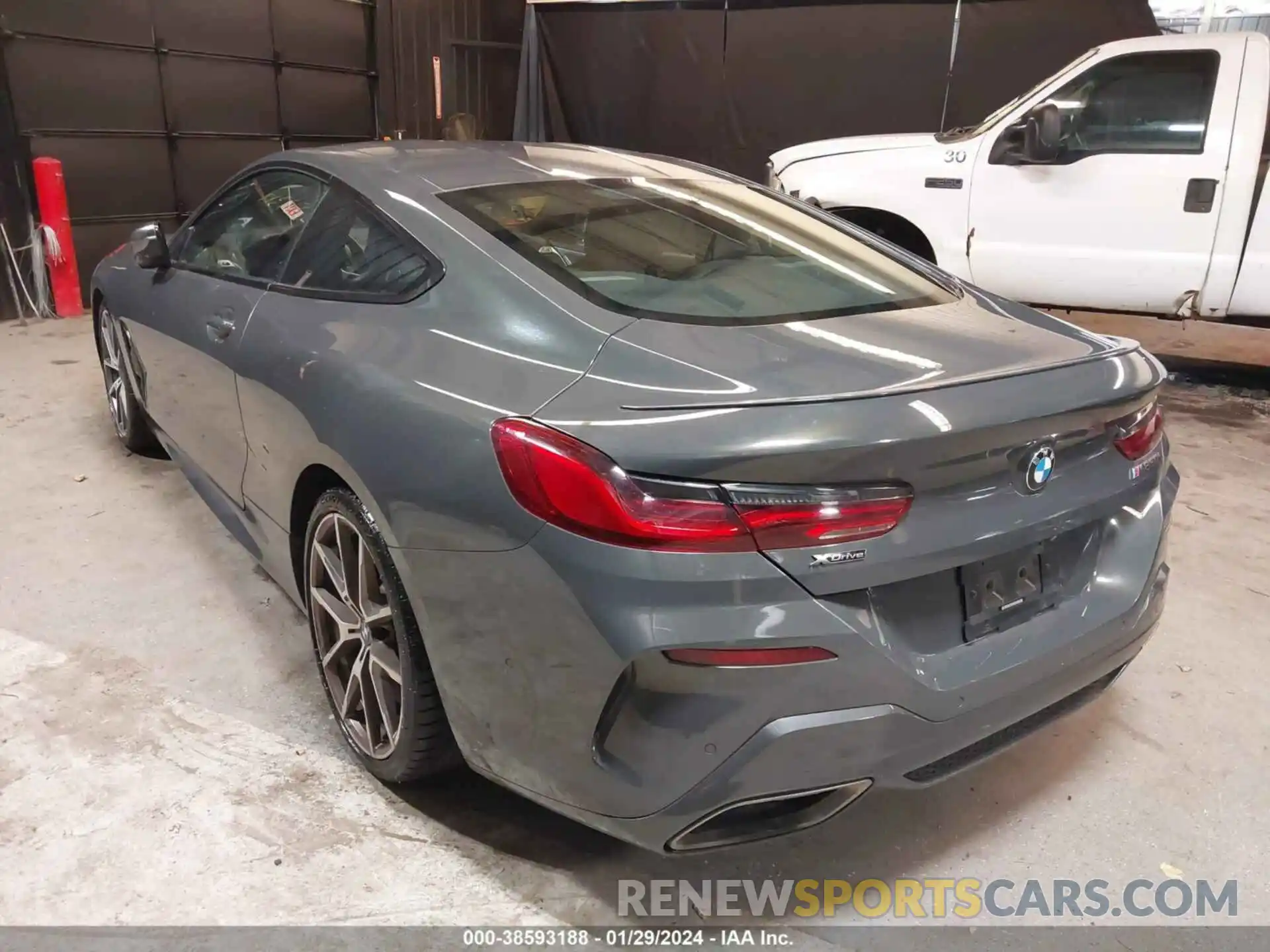 3 Фотография поврежденного автомобиля WBABC4C50KBU96579 BMW M850I 2019