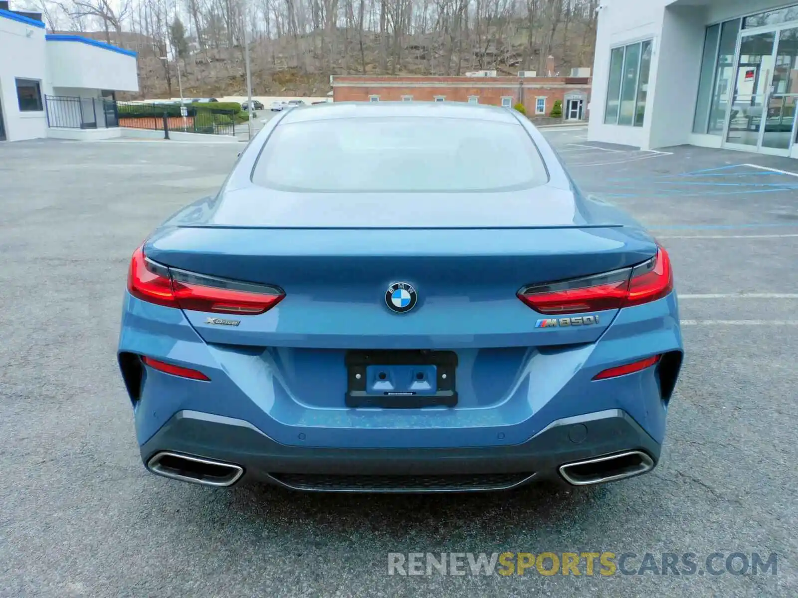 4 Photograph of a damaged car WBABC4C56KBU96215 BMW M850XI 2019