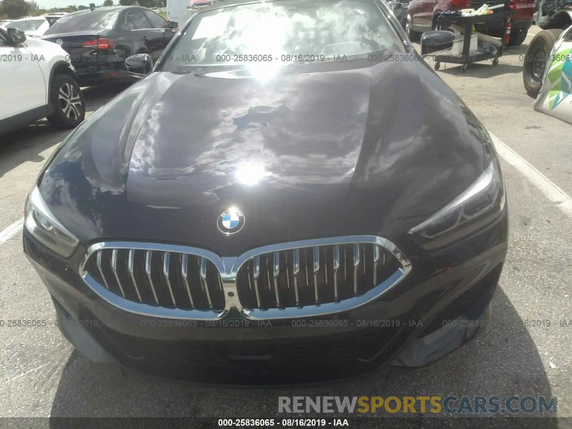 6 Photograph of a damaged car WBAFY4C5XKBJ99063 BMW M850XI 2019