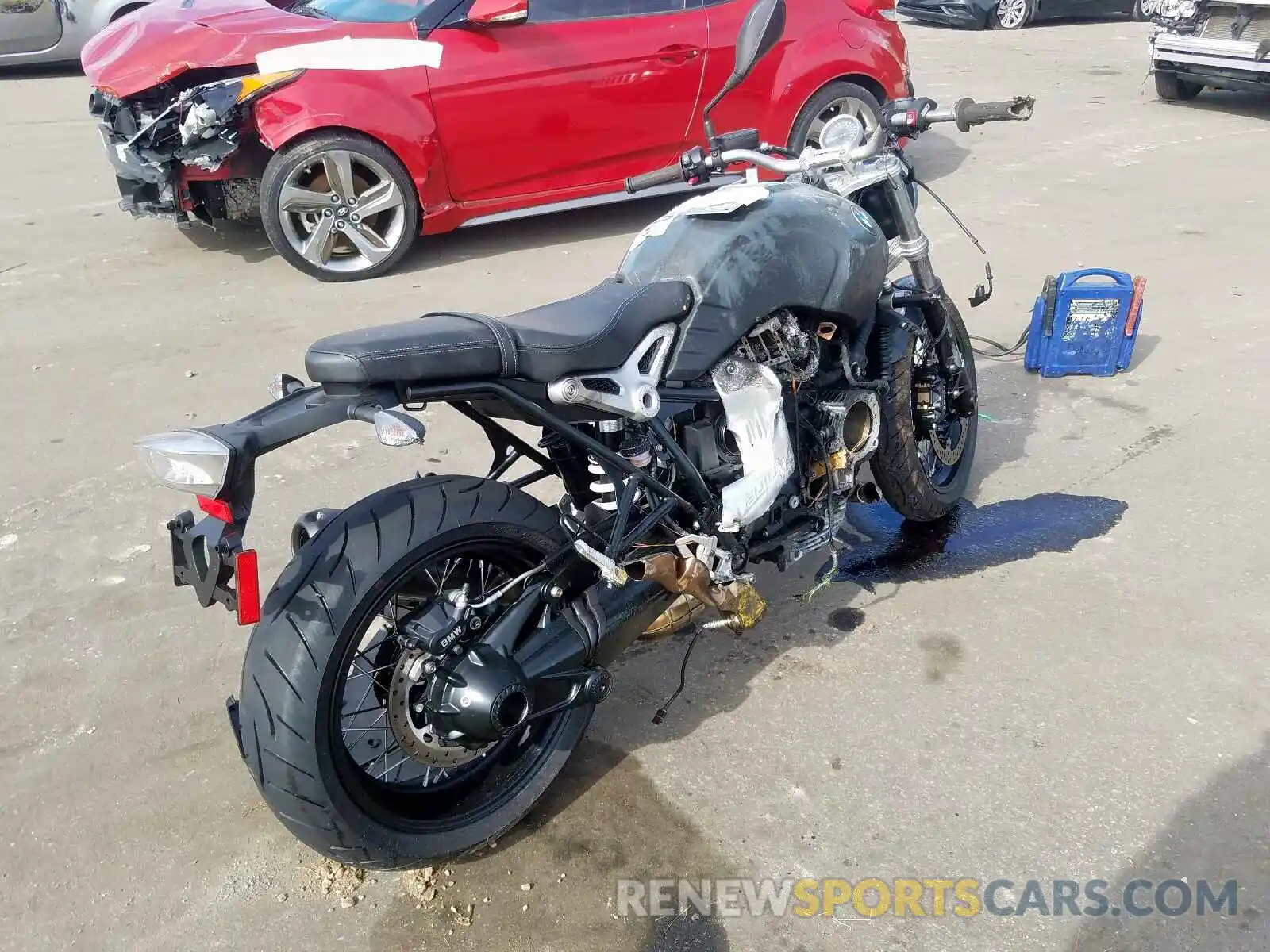 4 Photograph of a damaged car WB10J1306KZ732031 BMW MOTORCYCLE 2019