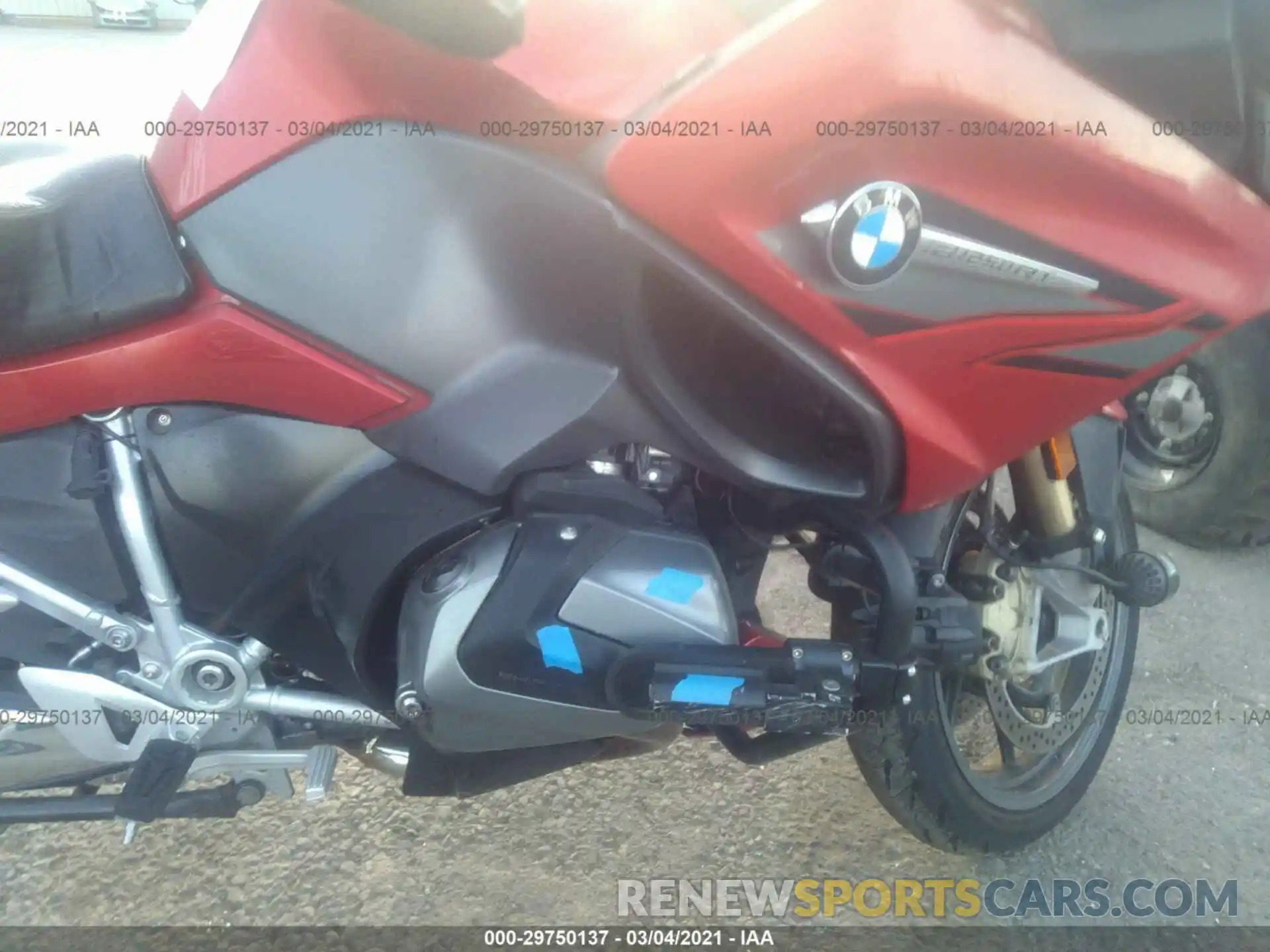 8 Photograph of a damaged car WB10J6301KZG33598 BMW R 1250 2019