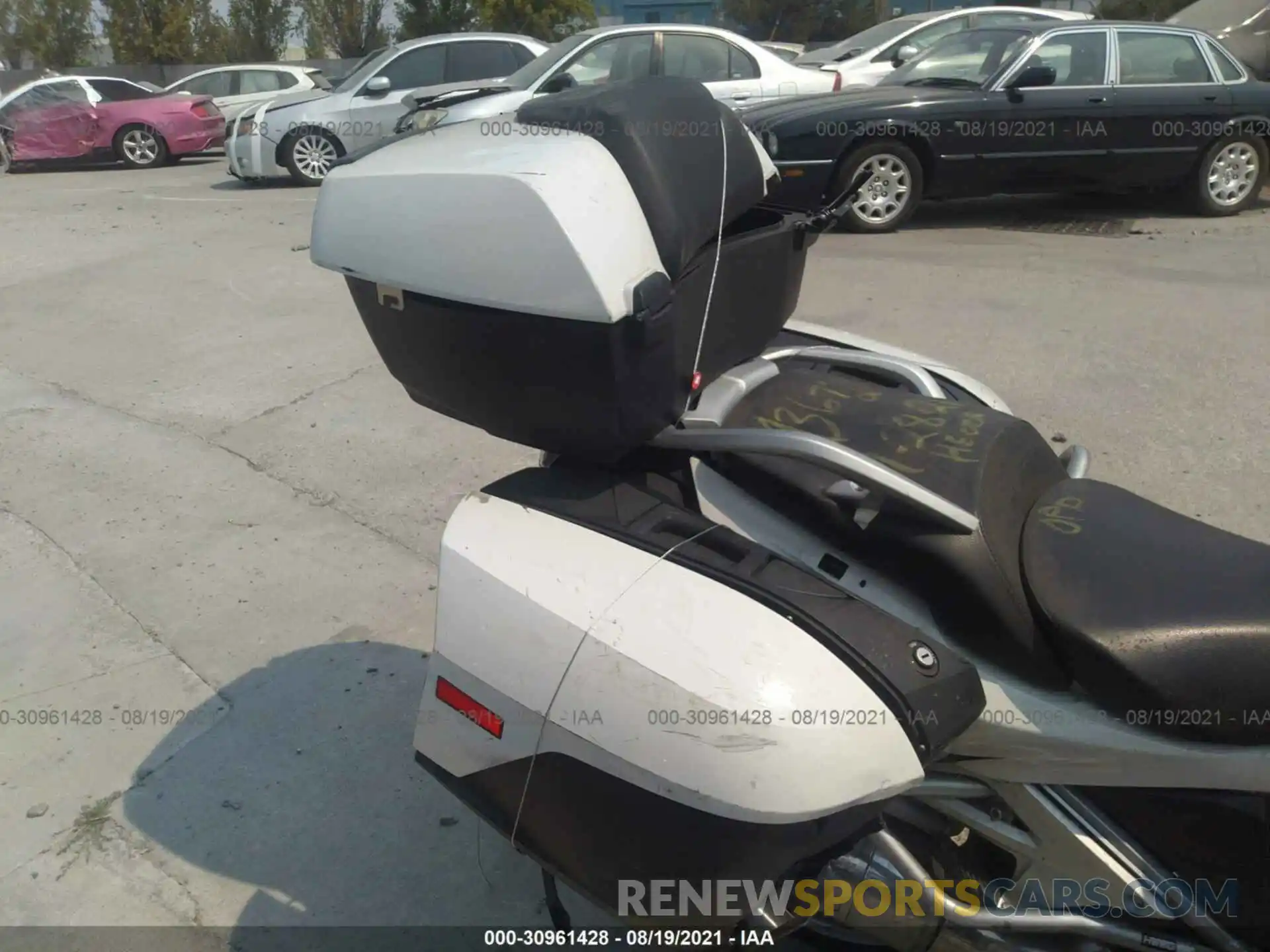 6 Фотография поврежденного автомобиля WB10J6306KZG34973 BMW R 1250 2019