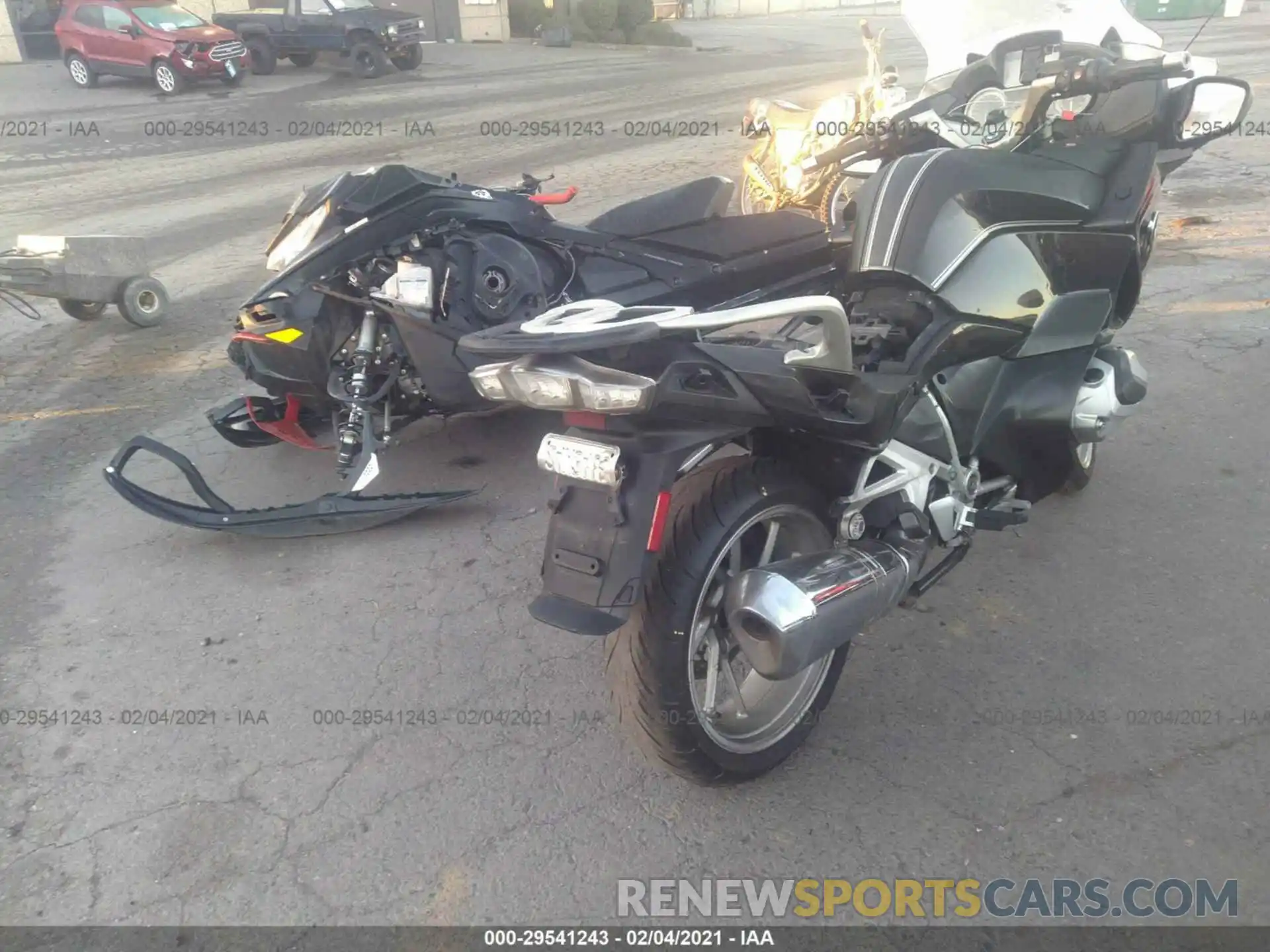 4 Фотография поврежденного автомобиля WB10J6308KZG34599 BMW R 1250 2019